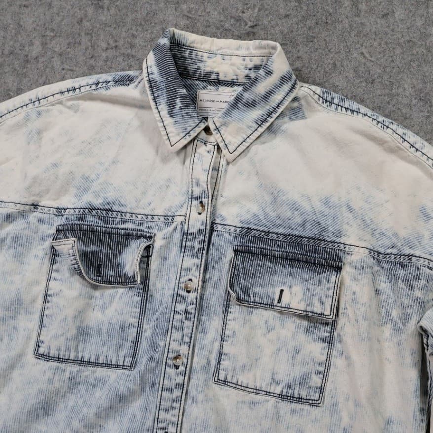 Melrose and Market Button Front Shirt Womens Small Blue Excellent Acid Wash - Thumbnail 3