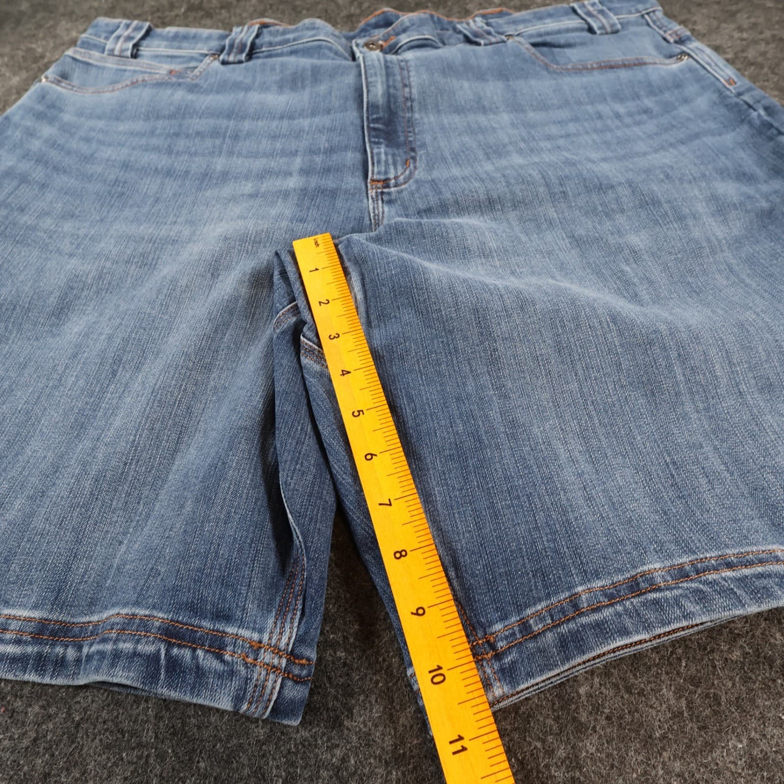 Duluth Trading Co Denim Shorts Mens 44 Blue Cotton Blend Relaxed Fit Stretch - Thumbnail 4