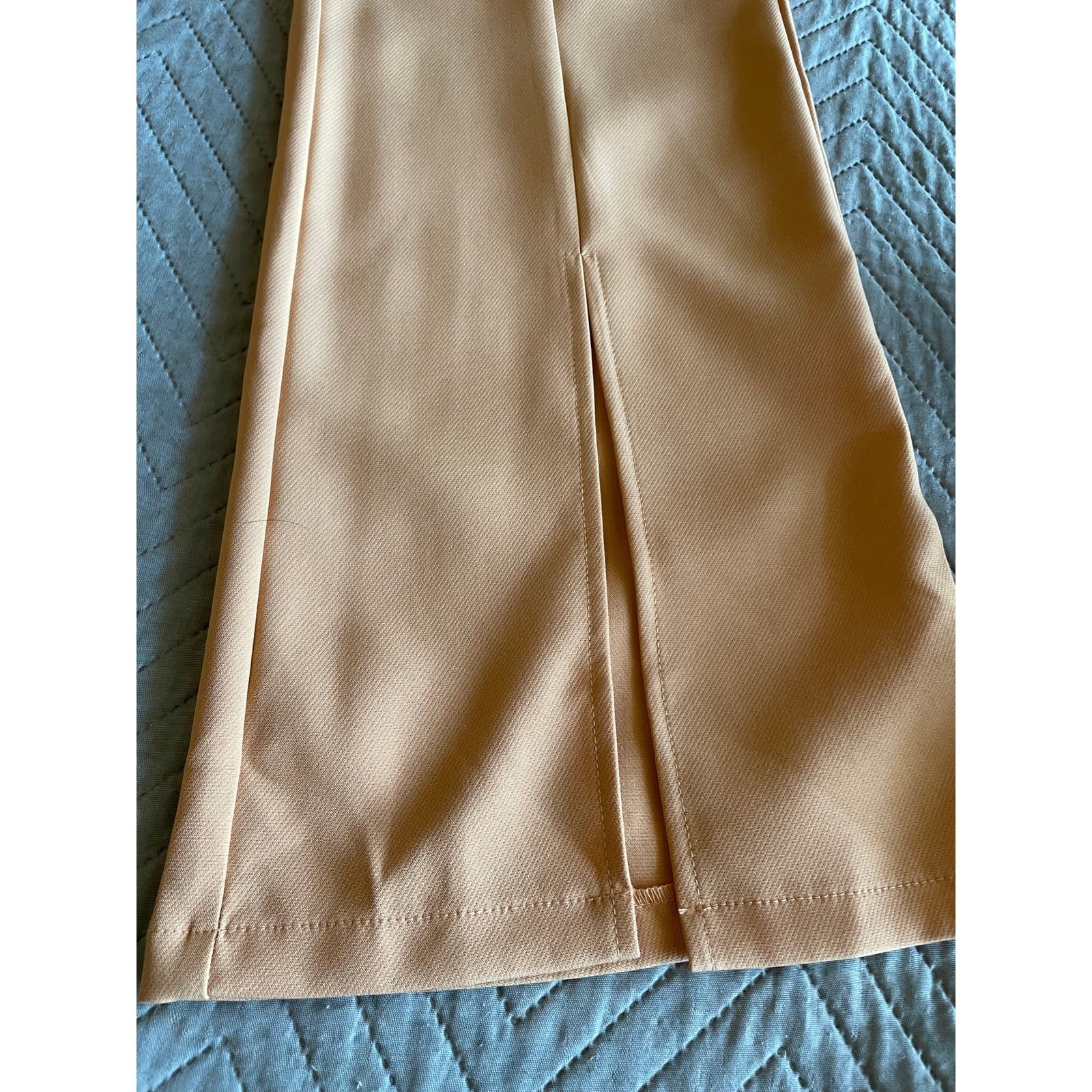 Boohoo Women's Size 8 Soft Orange Flare Dress Pants - Thumbnail 2
