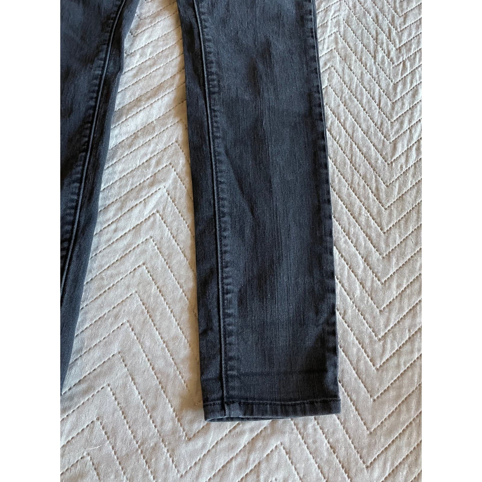 Bullhead Womens Size 26 Black Skinny Jeans Stretch Mid Rise - Thumbnail 2