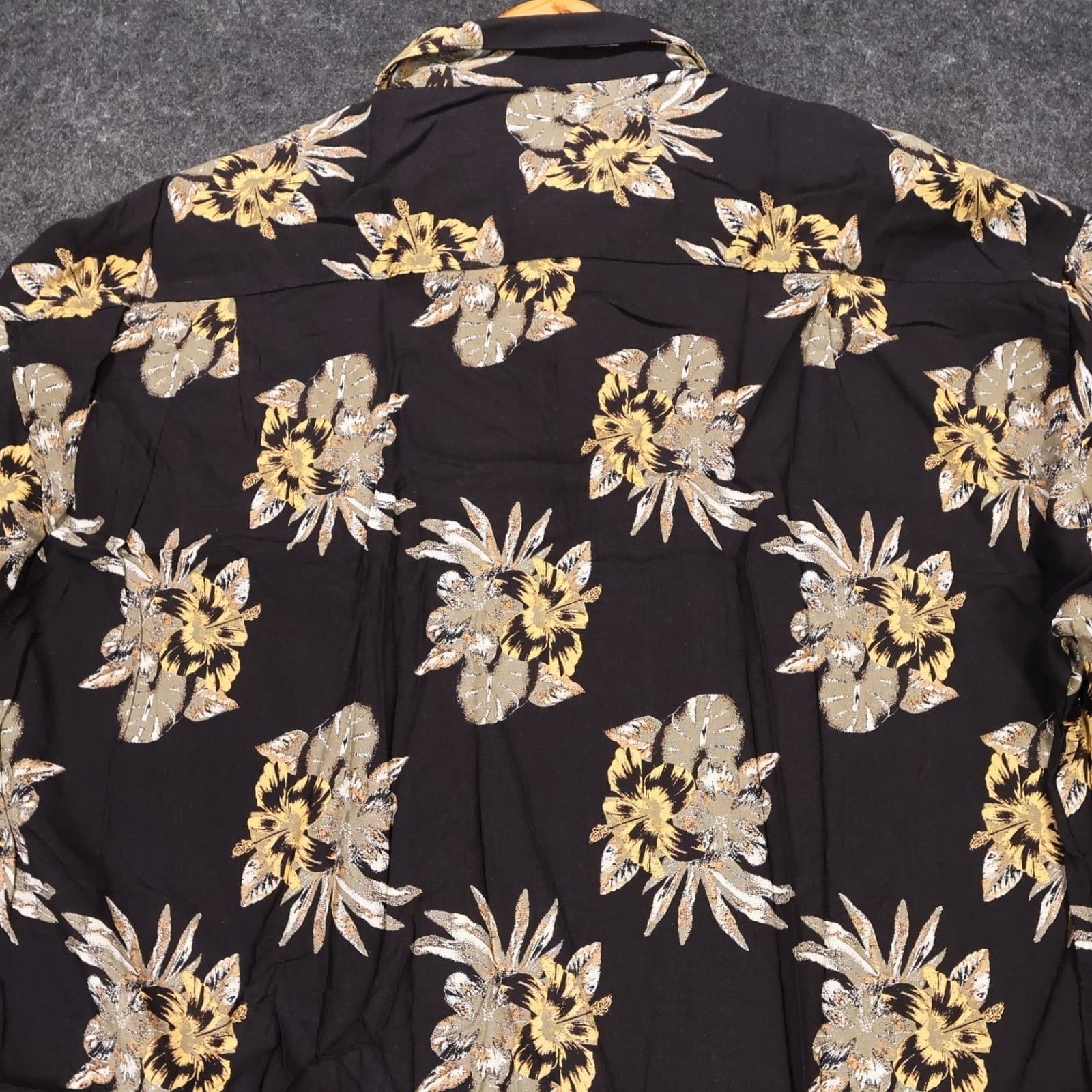 Crossings Button Up Shirt Mens XL Black New Vintage Floral Short Sleeve Viscose - Thumbnail 4