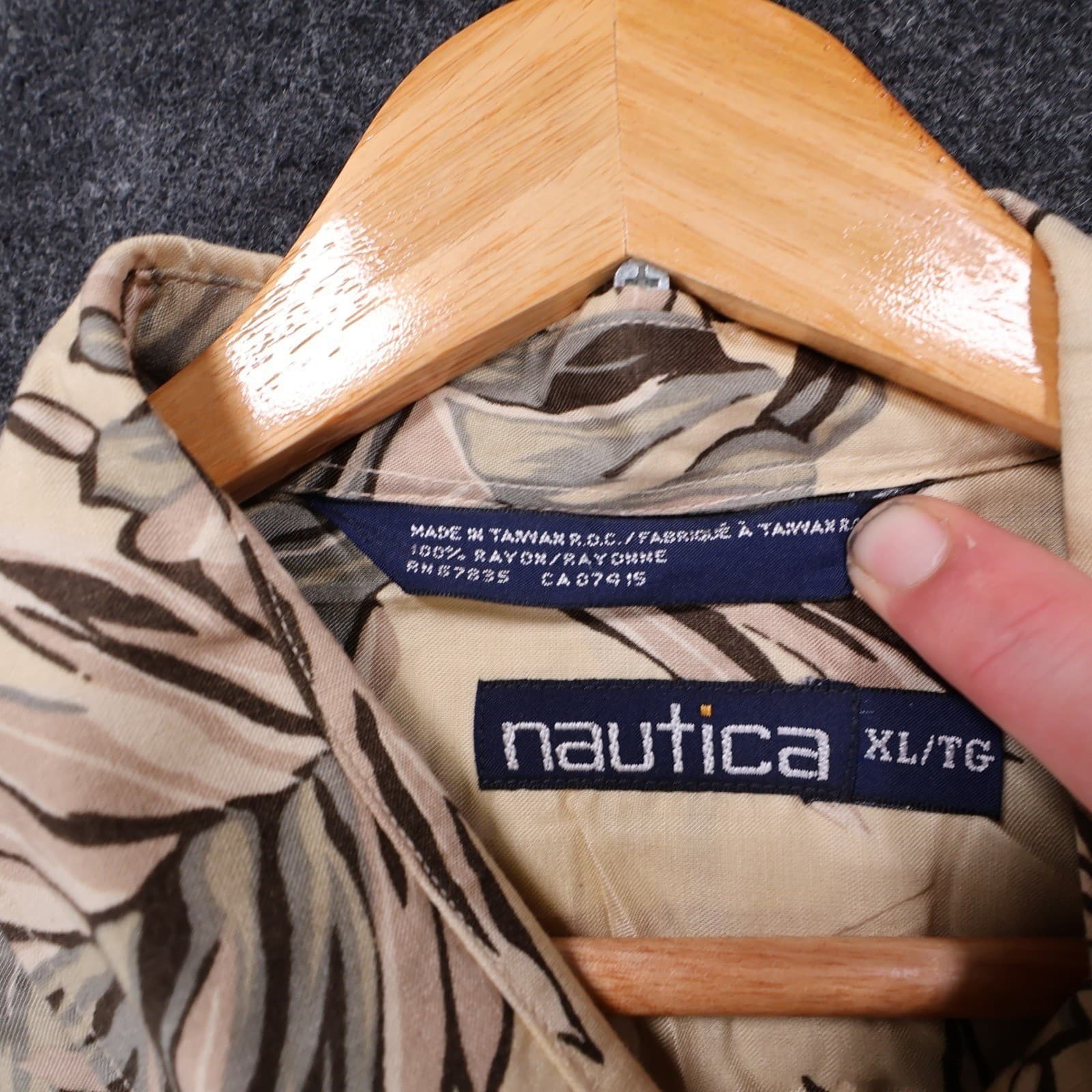 Nautica Button Up Shirt Mens XL Tan NEW Hawaiian Floral Tropical Rayon Vintage - Thumbnail 7