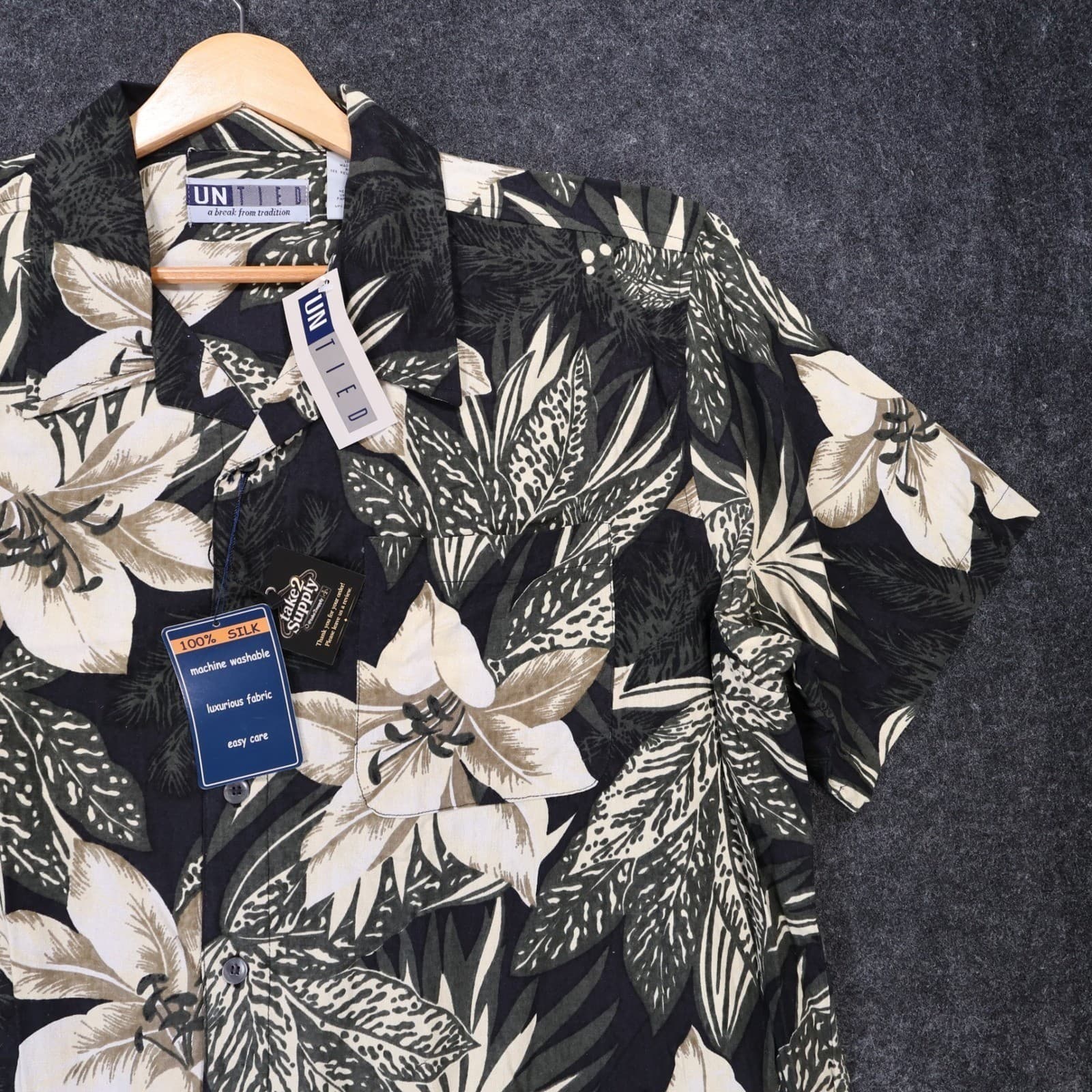 Untied Button Up Shirt Mens XL Black New Vintage Floral Silk Hawaiian Camp - Thumbnail 3