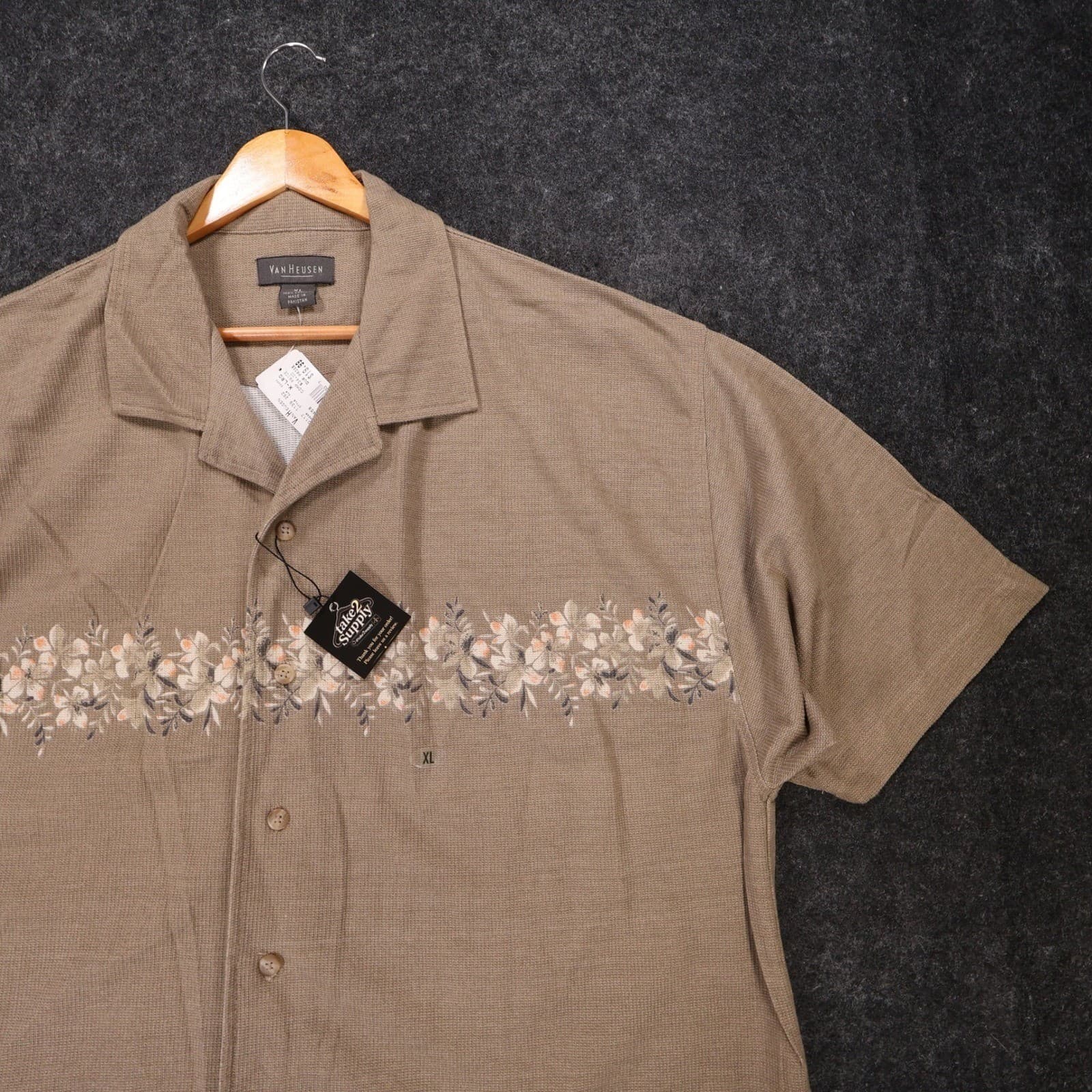 Van Heusen Button Up Mens XL Brown Excellent Vintage Floral Knit Camp Shirt - Thumbnail 4