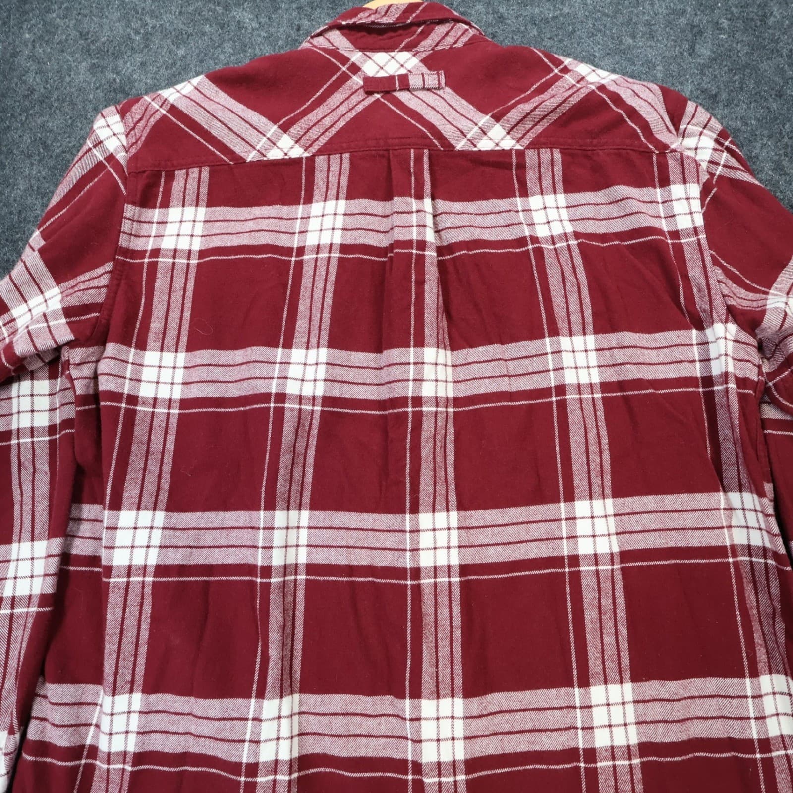 Legendary Whitetails Flannel Shirt Mens Large Maroon Excellent Plaid - Thumbnail 10