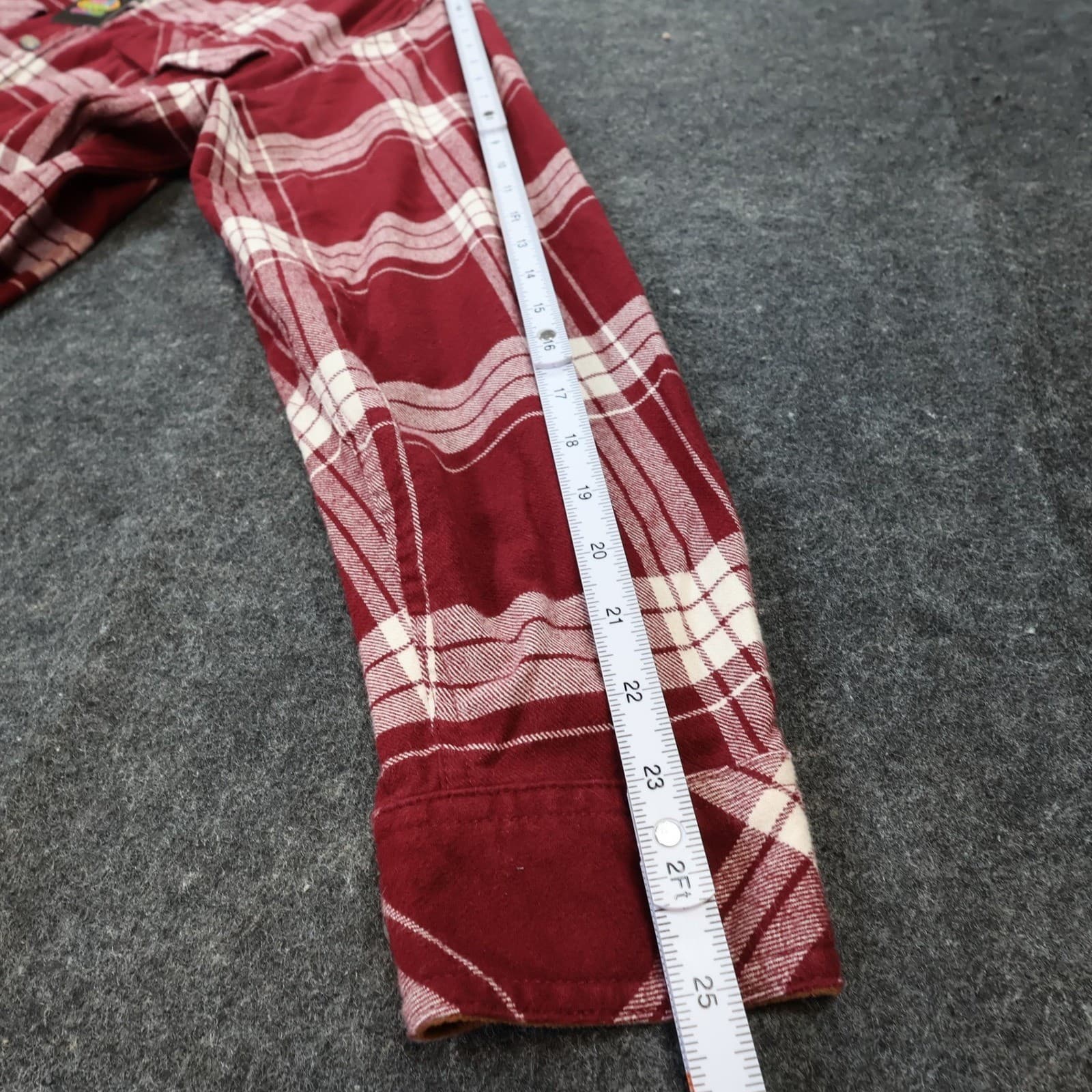 Legendary Whitetails Flannel Shirt Mens Large Maroon Excellent Plaid - Thumbnail 4