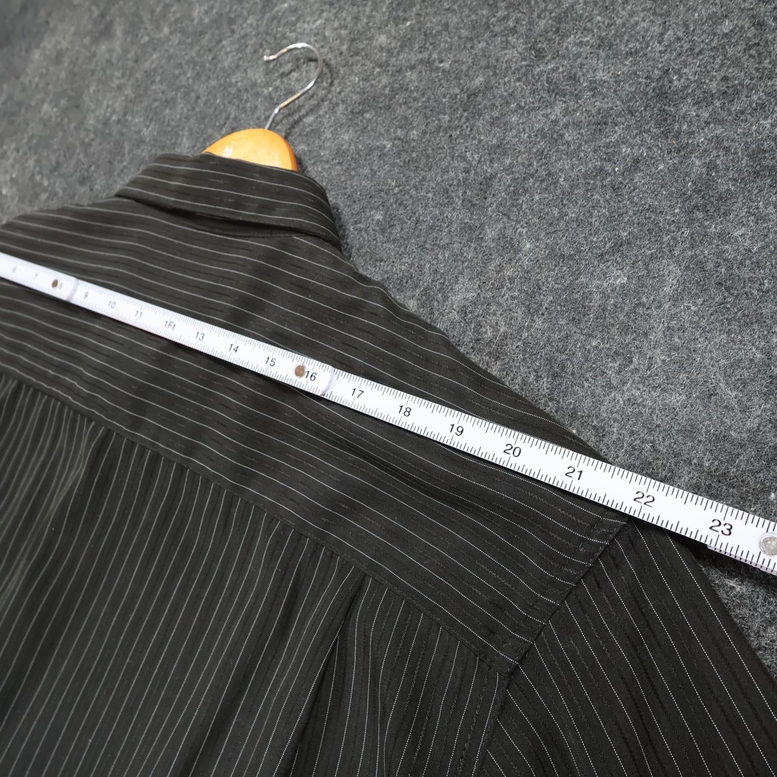 Marc Edwards Button Front Shirt Mens XL Black Excellent Pinstripe Microfiber - Thumbnail 6