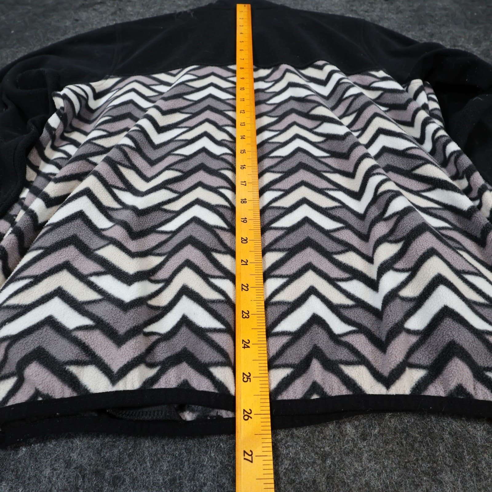 Cinch Fleece Pullover Mens M Black Grey White Chevron Geometric Snap Neck Jacket - Thumbnail 5