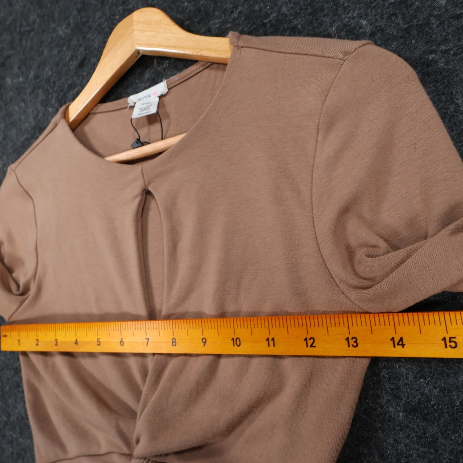 Better Be Crop Top Womens Small Brown Twist Front Keyhole Long Sleeve - Thumbnail 5