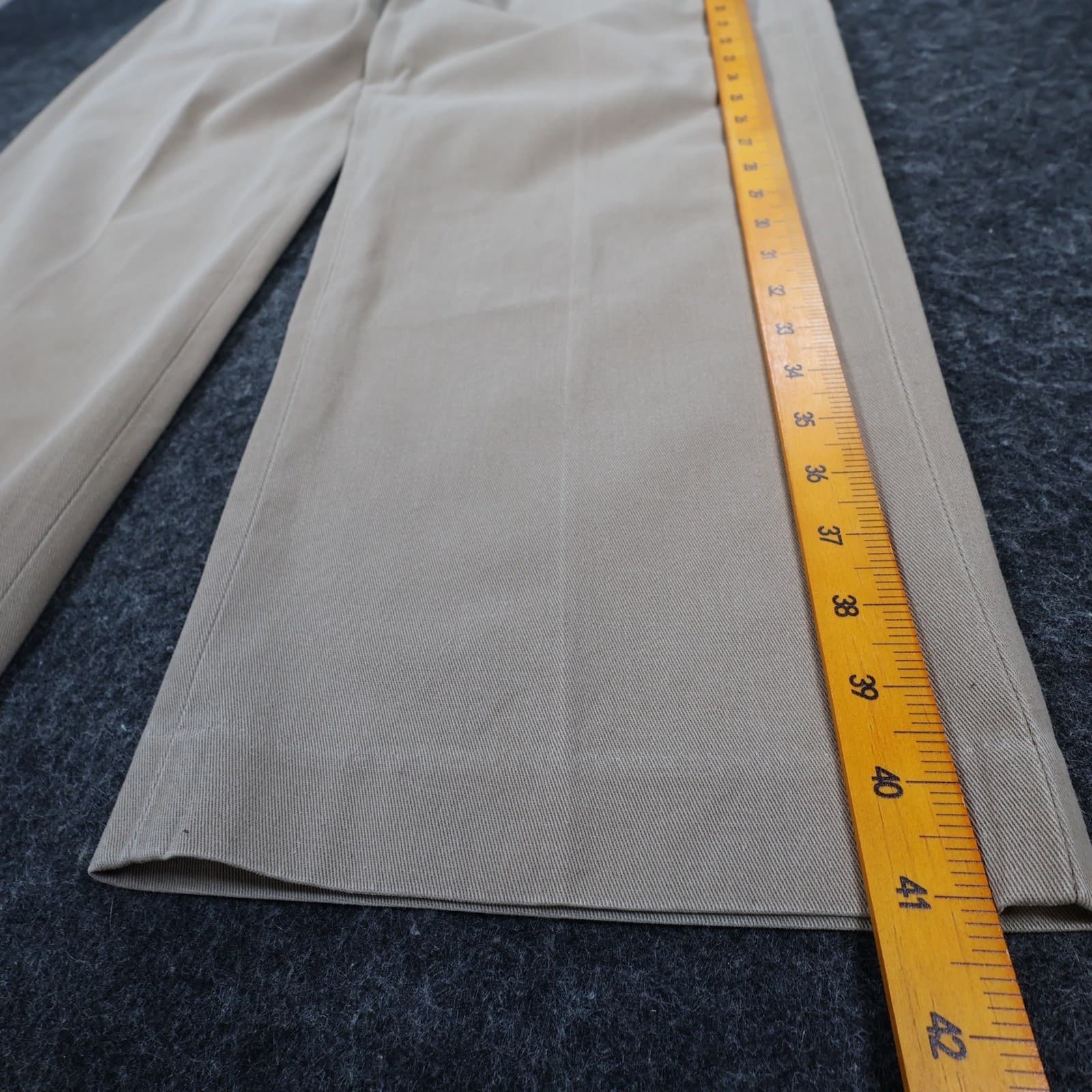 Eddie Bauer Chino Pants Mens 35x30 Tan Cotton Straight Fit Classic Khaki - Thumbnail 3