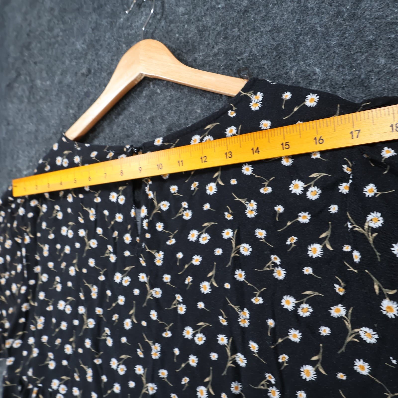 Lily White 2X Black Floral Puff Sleeve Babydoll Blouse - Thumbnail 6