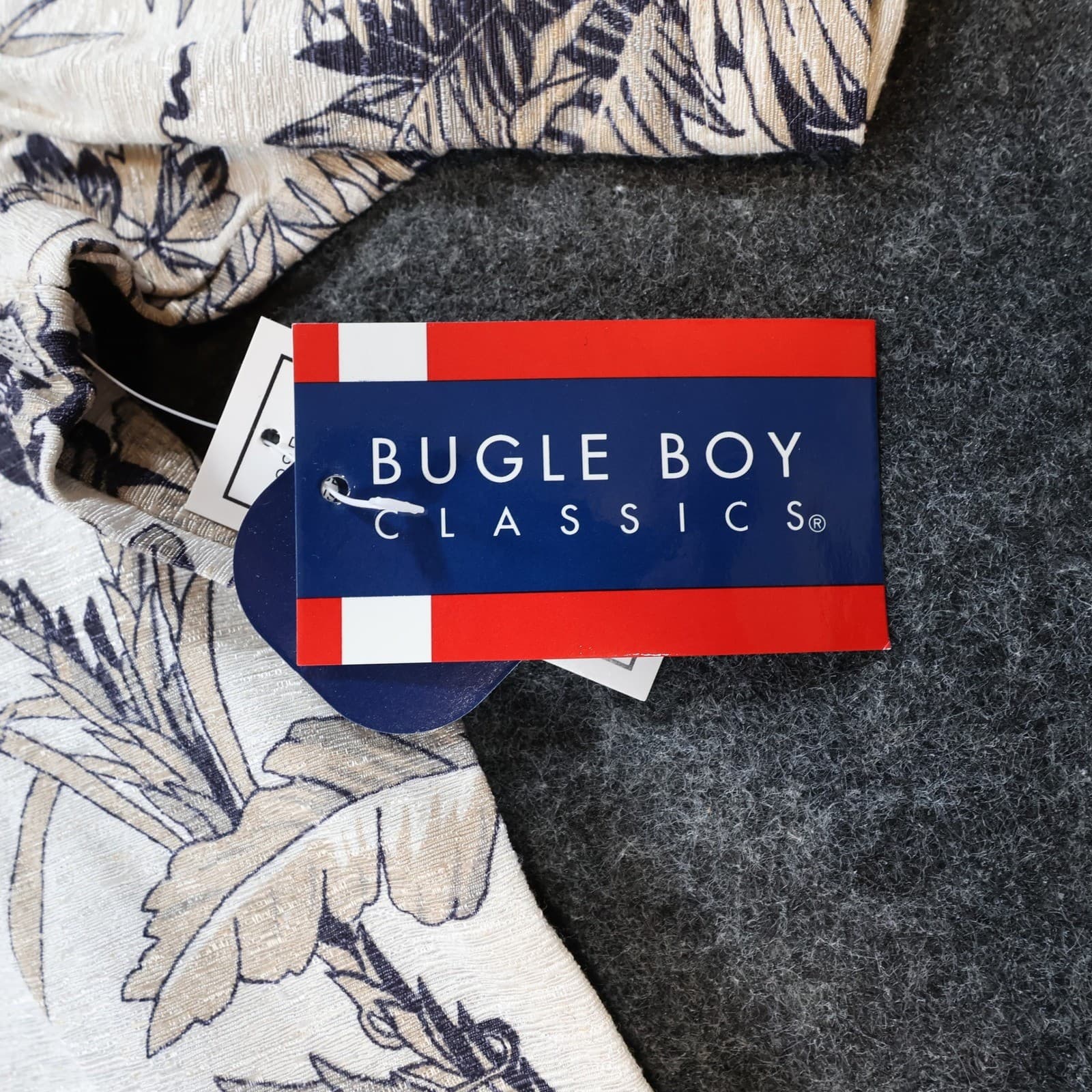 Bugle Boy Classics Button Up Shirt Mens XL Beige New Silk Rayon Tropical Floral - Thumbnail 7