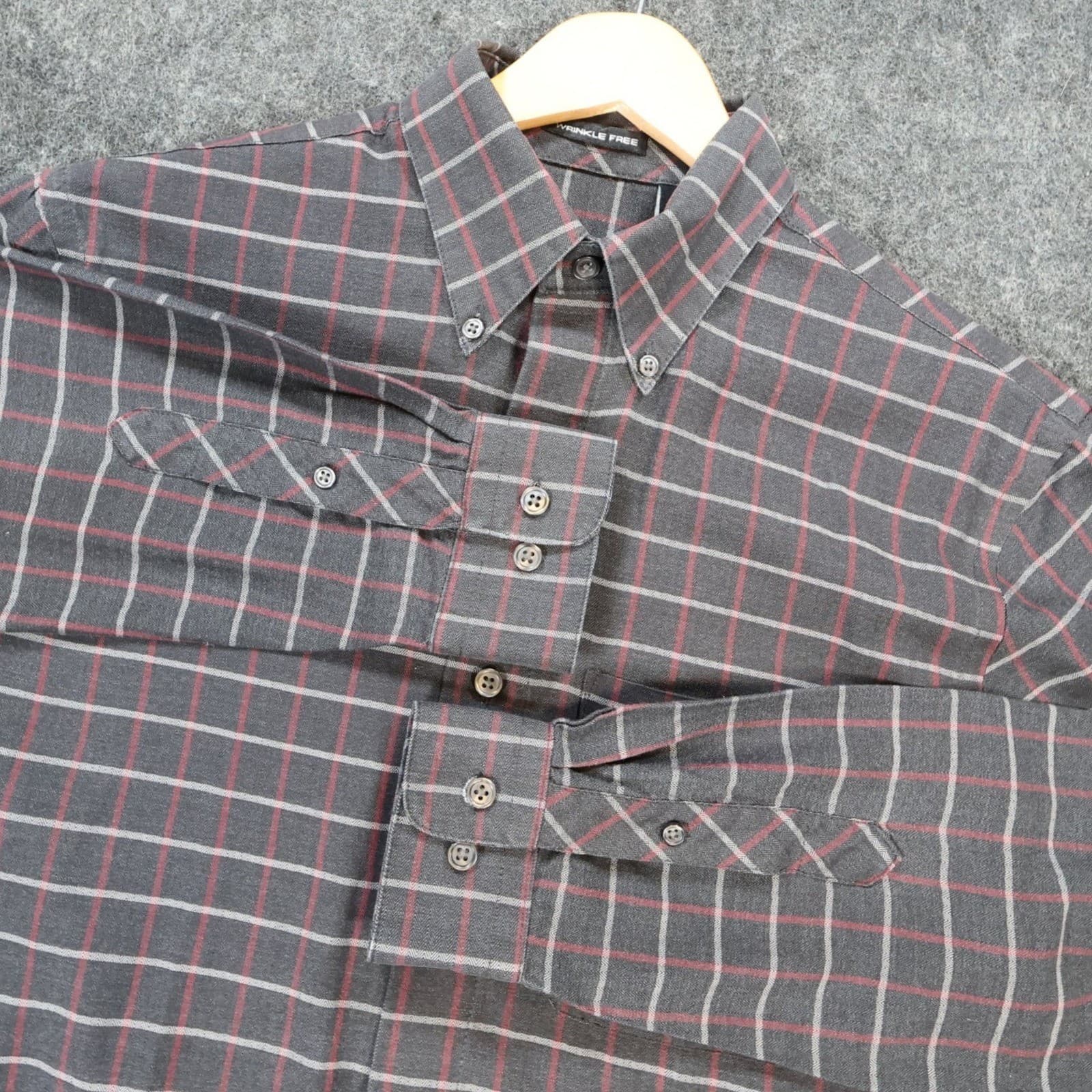 Van Heusen Button Down Mens S Grey Excellent Plaid Wrinkle Free - Thumbnail 3