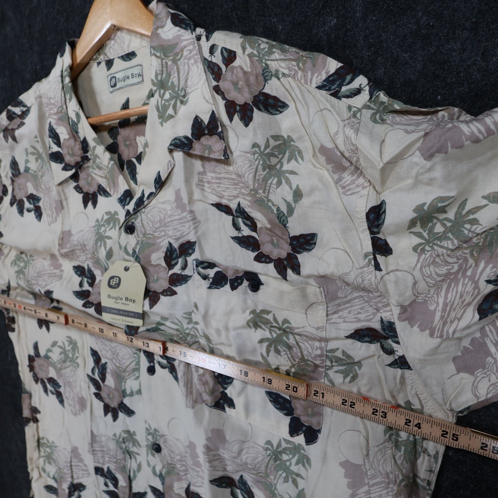 Bugle Boy Button Up Shirt Mens XL Beige New Tropical Floral Rayon Short Sleeve - Thumbnail 3