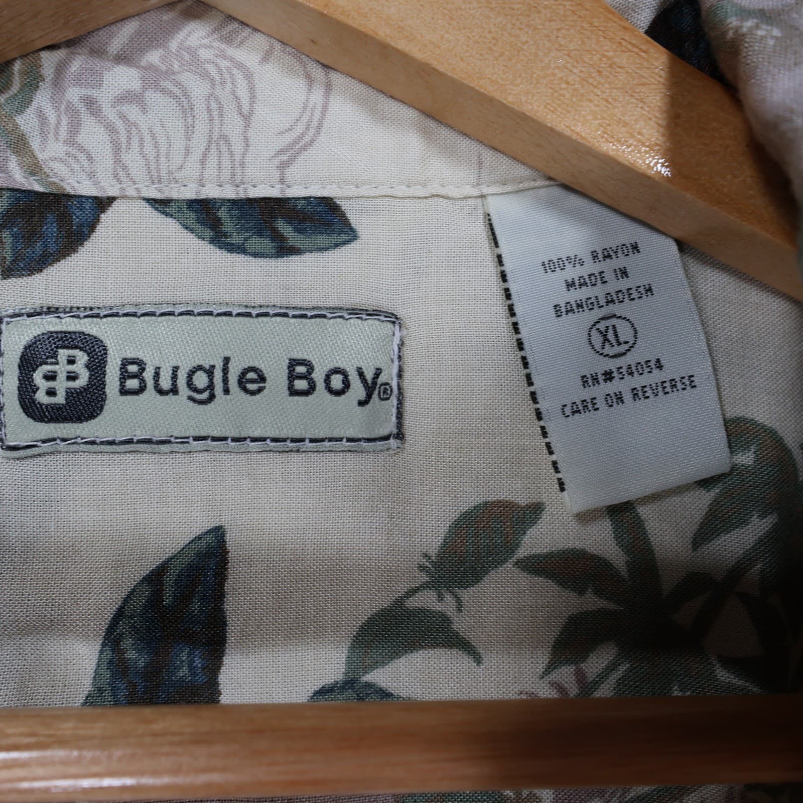 Bugle Boy Button Up Shirt Mens XL Beige New Tropical Floral Rayon Short Sleeve - Thumbnail 8