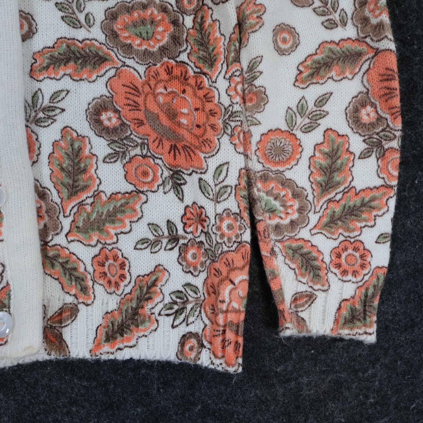 Miss Sue Cardigan Sweater Womens Medium White Orange Floral Orlon Vintage - Thumbnail 9