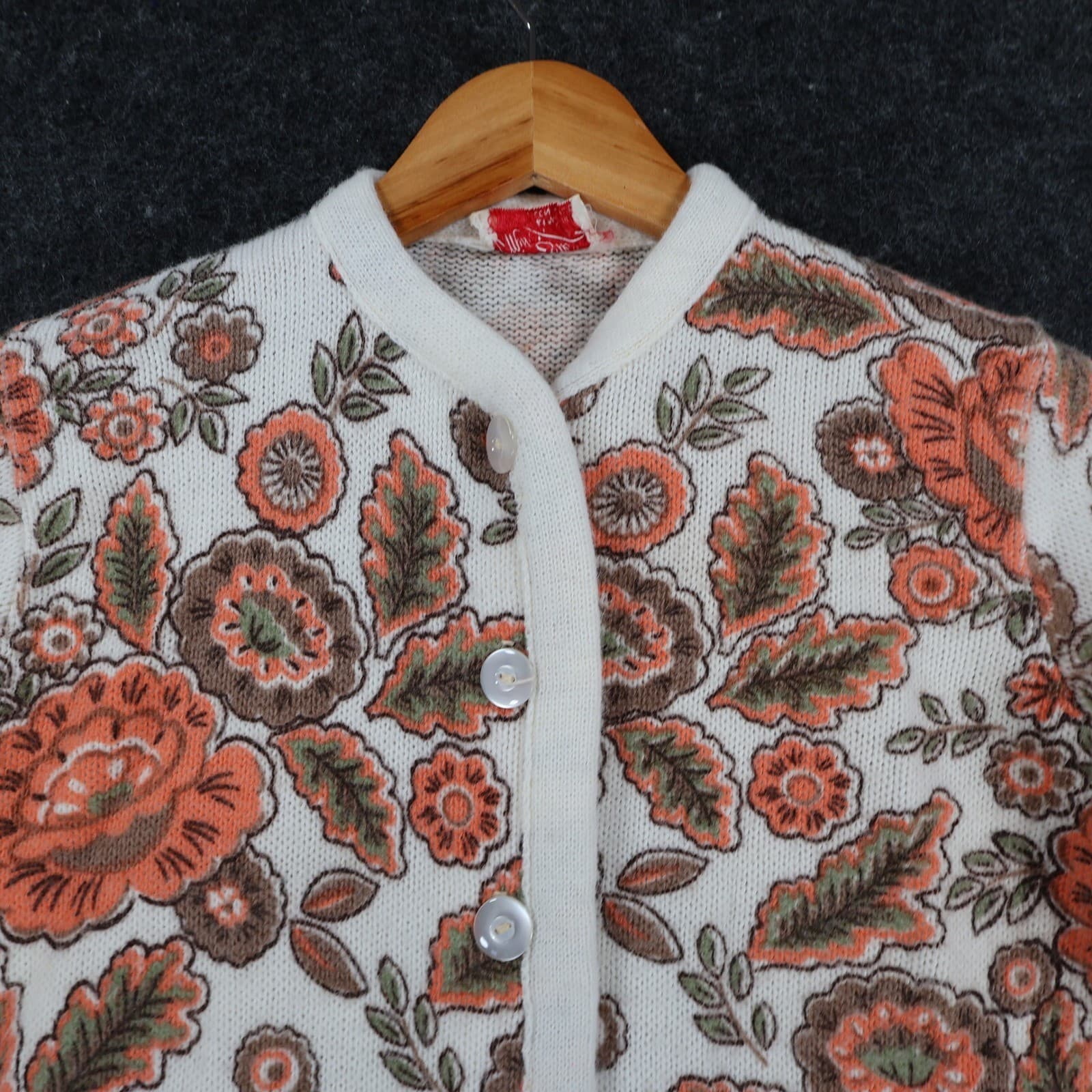 Miss Sue Cardigan Sweater Womens Medium White Orange Floral Orlon Vintage - Thumbnail 8
