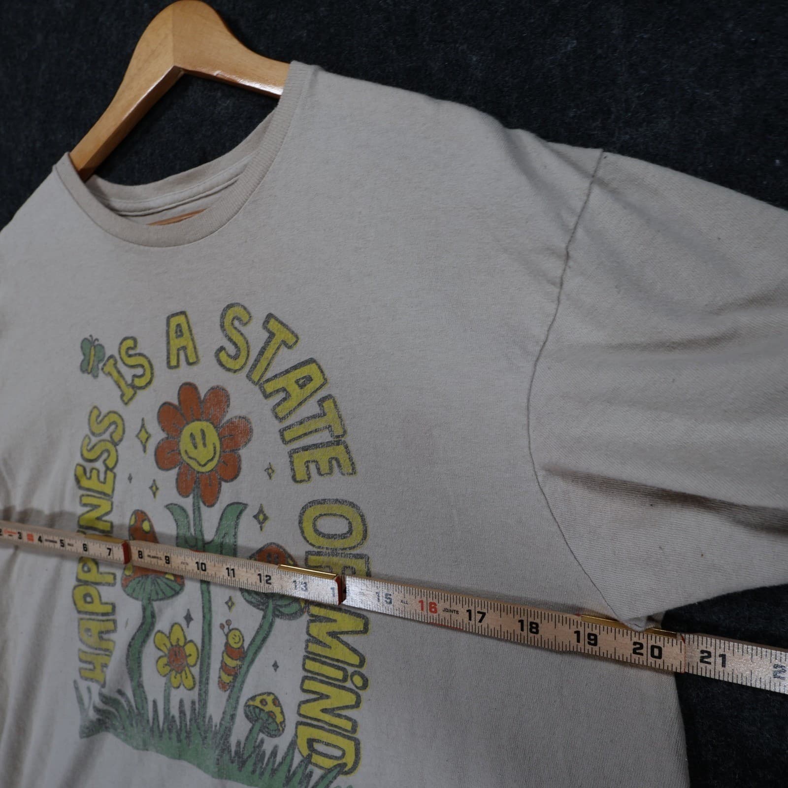 DOM T-Shirt Mens Large Beige Excellent Happiness Is A State Of Mind Graphic Tee - Thumbnail 3