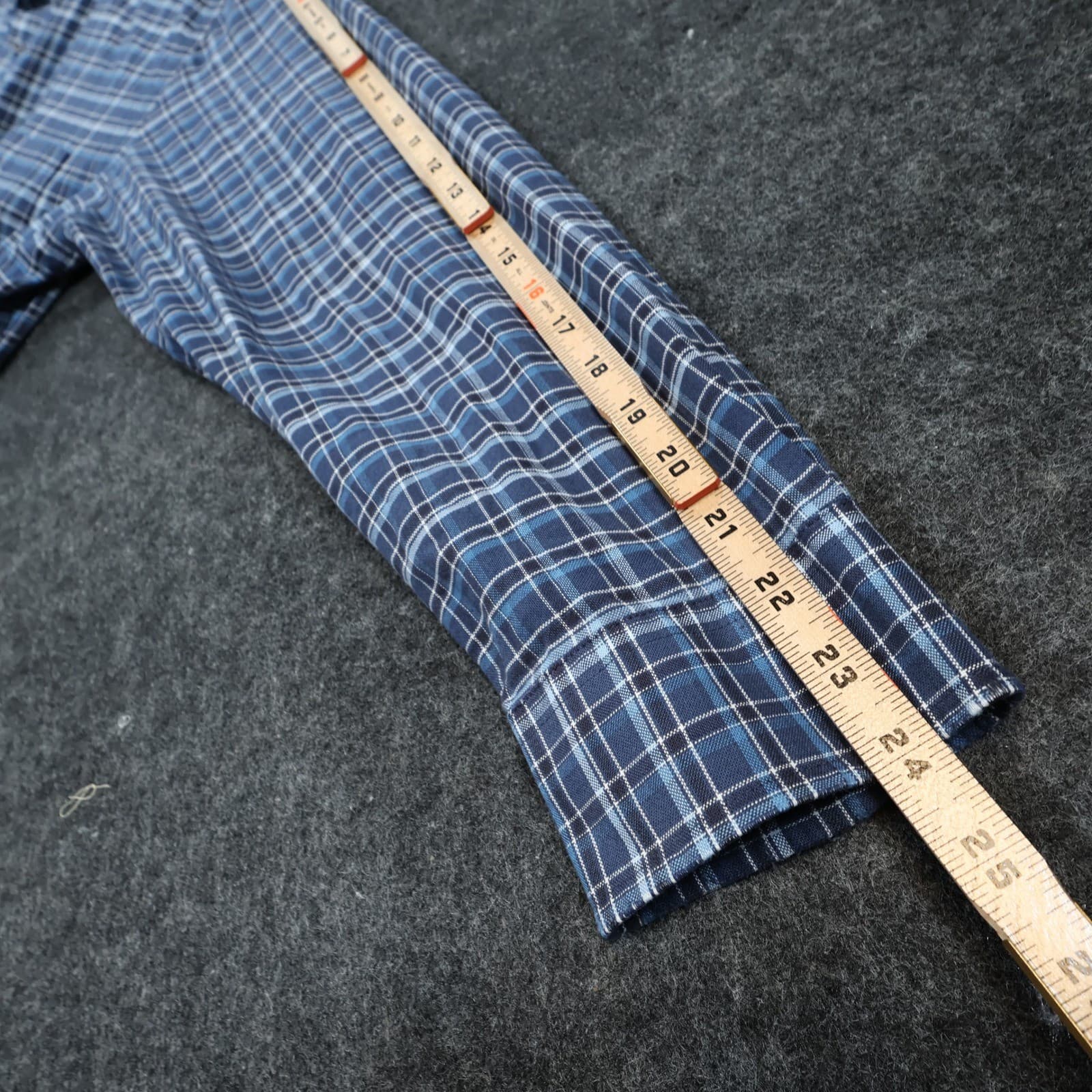 St Johns Bay Button Down Mens XL Blue Excellent Plaid Iron Free - Thumbnail 4