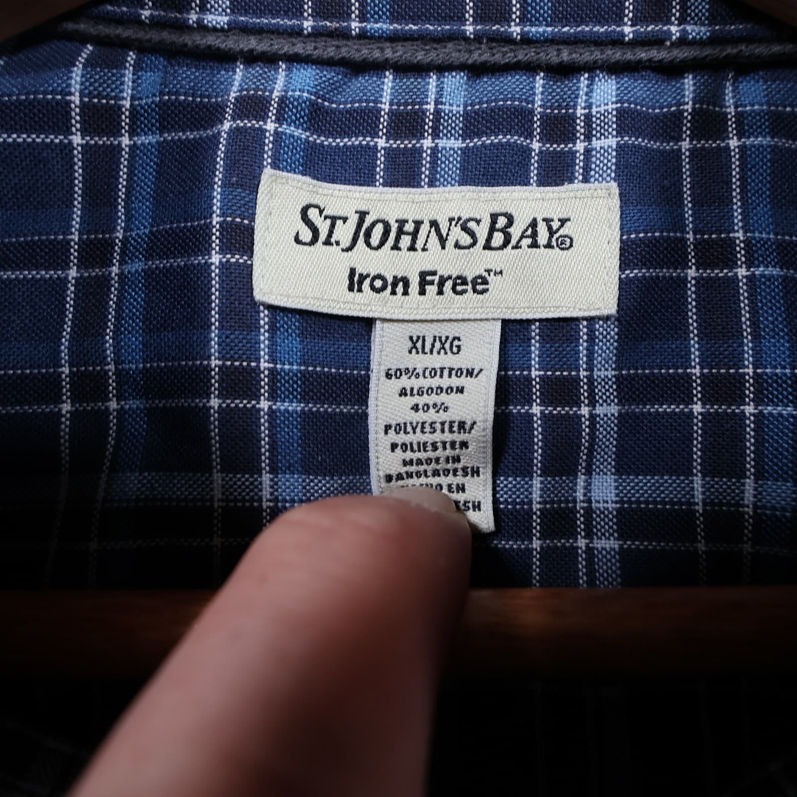 St Johns Bay Button Down Mens XL Blue Excellent Plaid Iron Free - Thumbnail 7