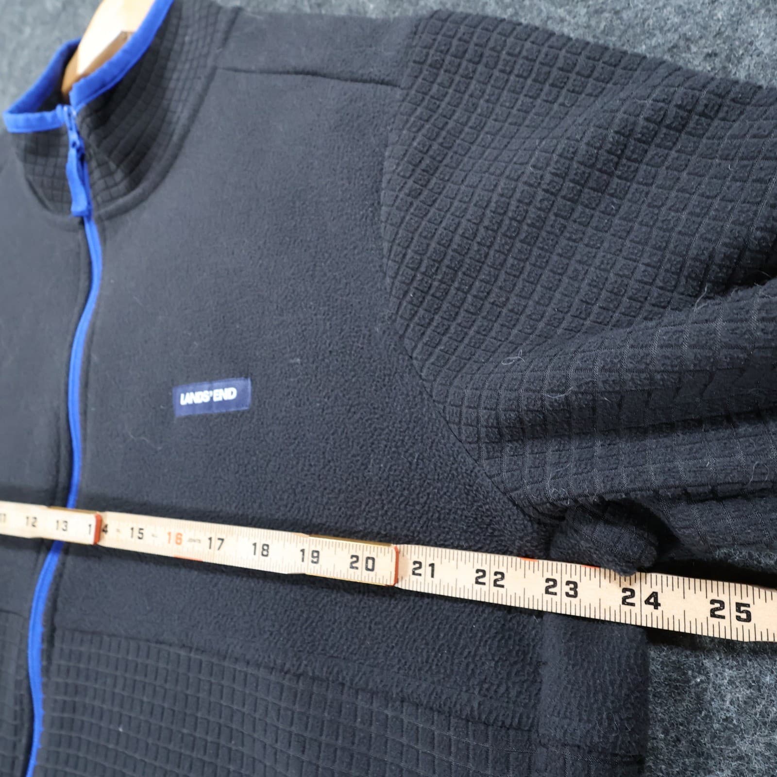 Lands' End Fleece Jacket Mens Large Black Excellent Grid Texture Full Zip - Thumbnail 3