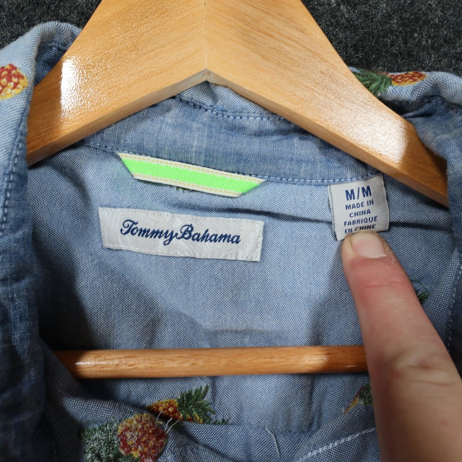 Tommy Bahama Shirt Mens Medium Blue Excellent Pineapple Embroidered Cotton Blend - Thumbnail 7