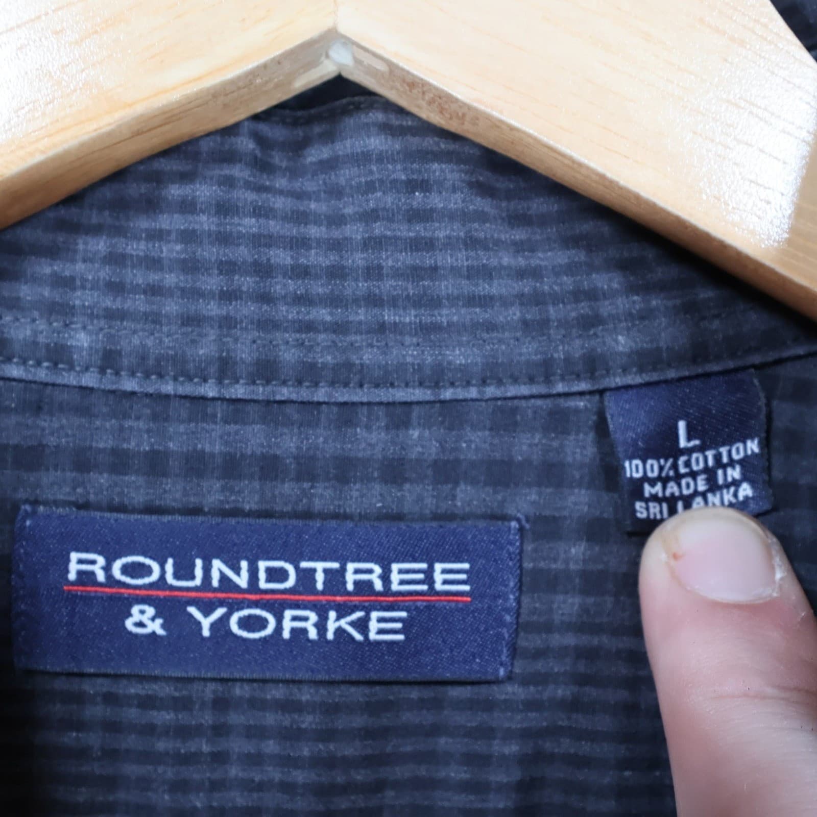 Roundtree & Yorke Button Down Mens Large Black Excellent Gingham Plaid - Thumbnail 7