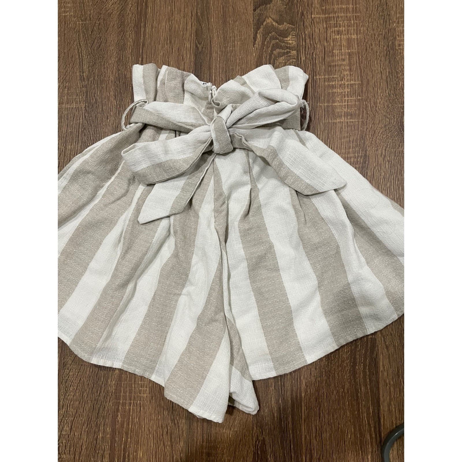 Selfie Leslie Tan White Paperbag Shorts Size S - Thumbnail 6