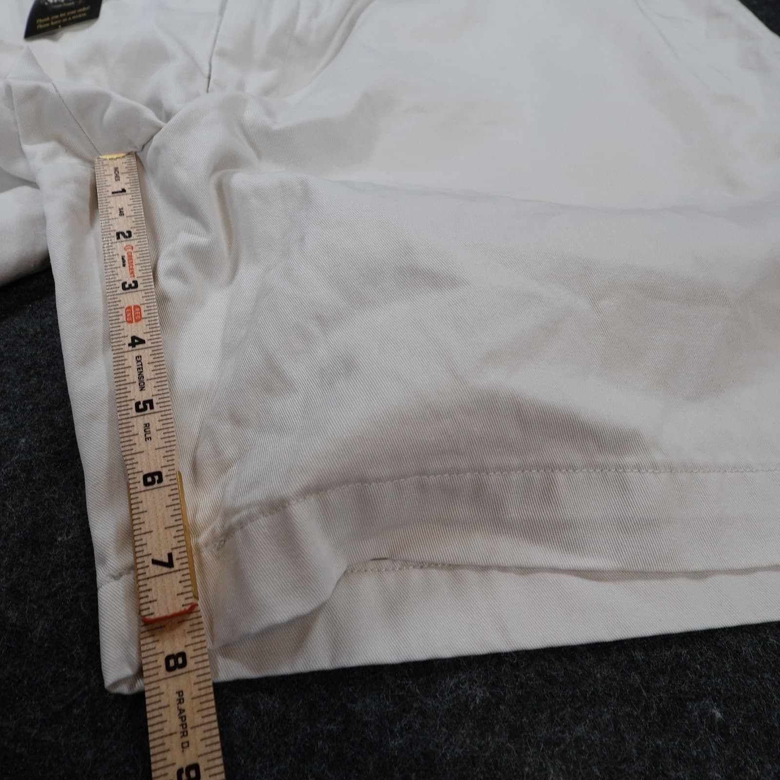 Roundtree & Yorke Shorts Mens 42 Tan Excellent Easy Care Cotton Chino - Thumbnail 4