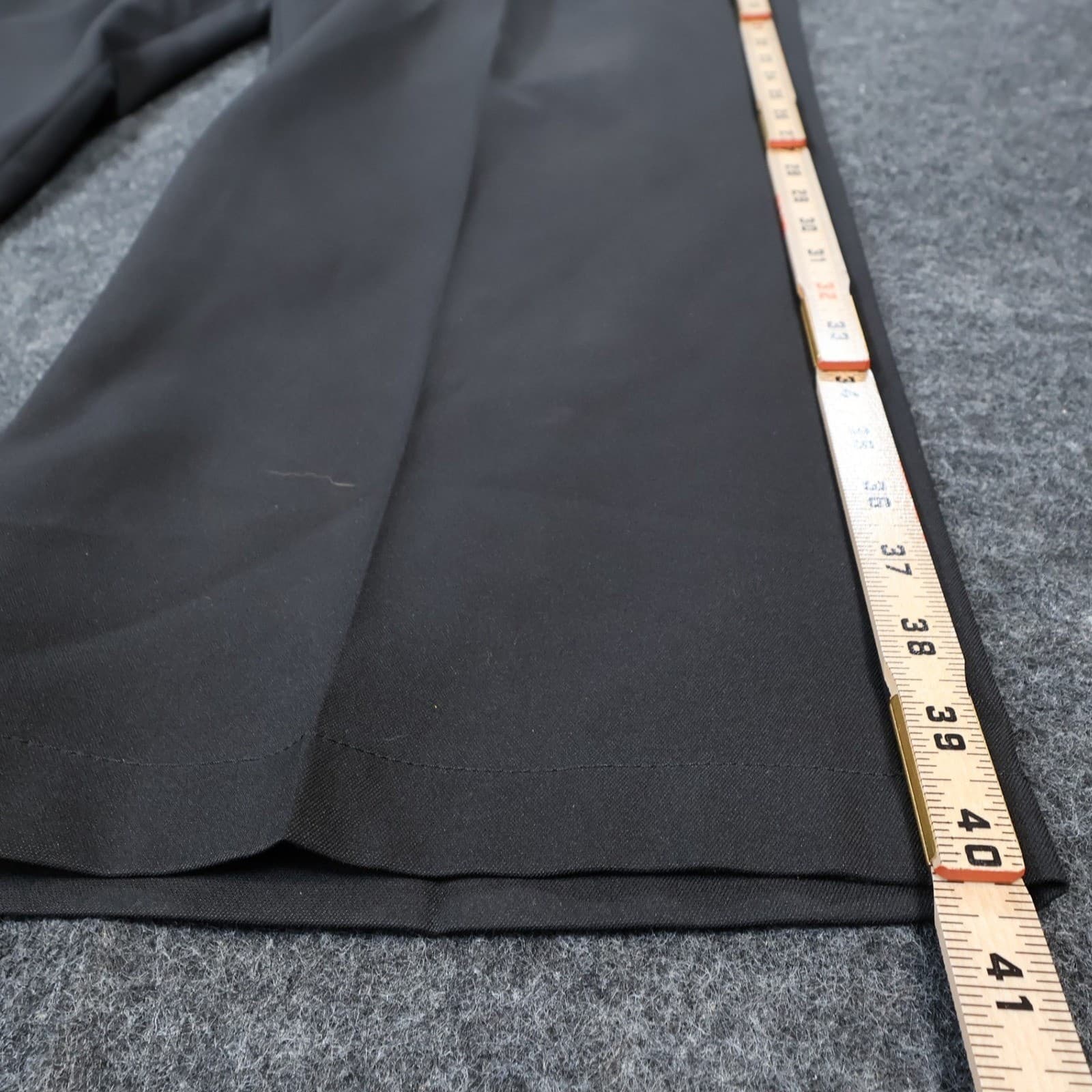 Haggar Dress Pants Mens 44x29 Black Excellent Pleated Cool 18 Pro - Thumbnail 3