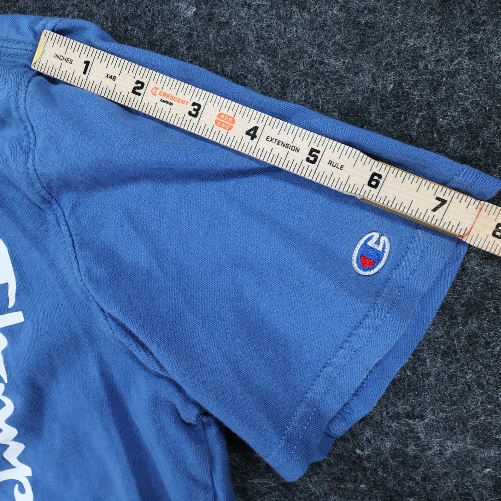 Champion T Shirt Boys Large 14/16 Blue Excellent Vertical Graphic Logo - Thumbnail 4