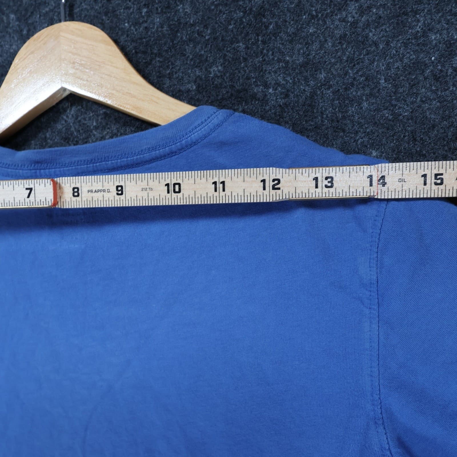 Champion T Shirt Boys Large 14/16 Blue Excellent Vertical Graphic Logo - Thumbnail 6