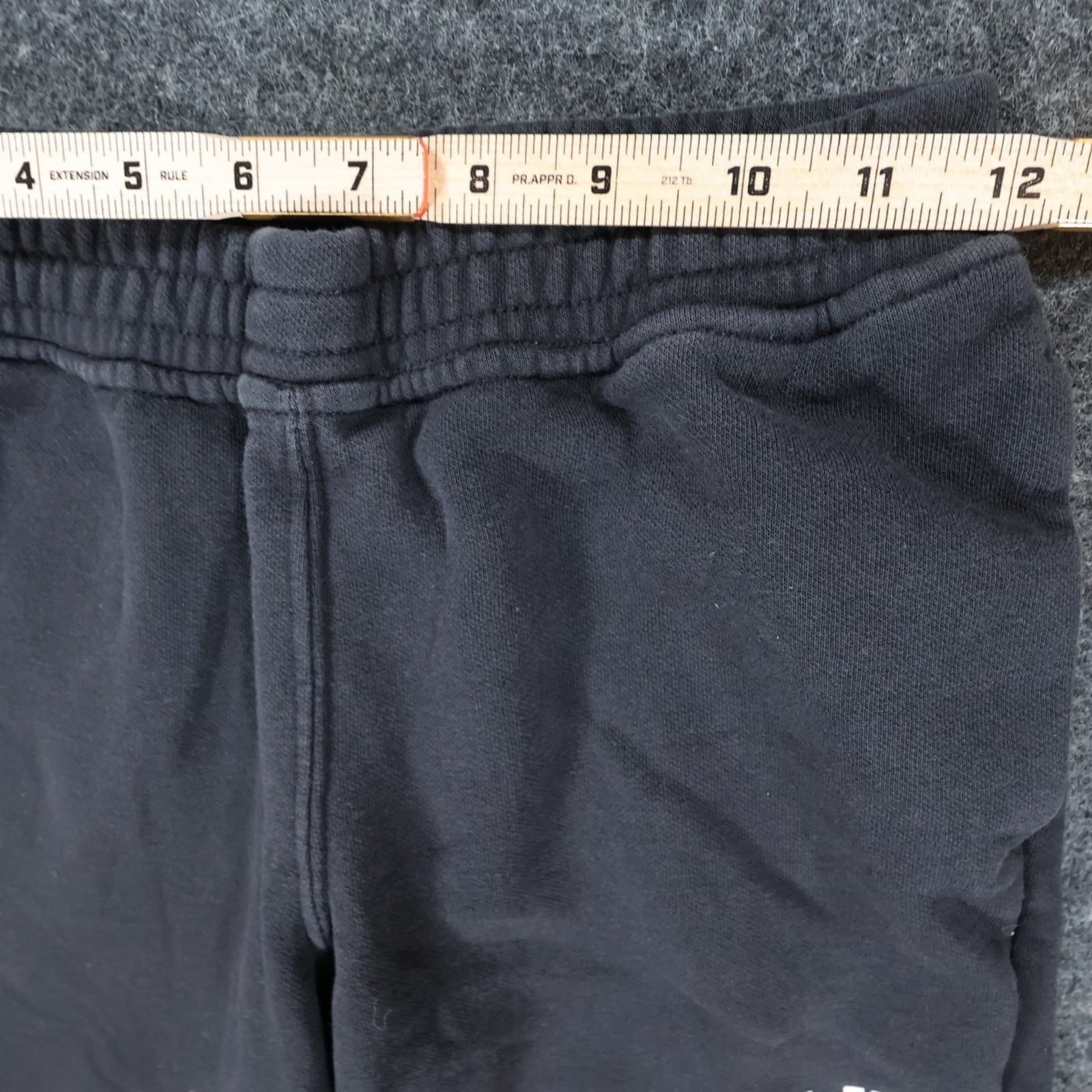 The North Face Joggers Boys Large Black Excellent Logo Graphic - Thumbnail 6