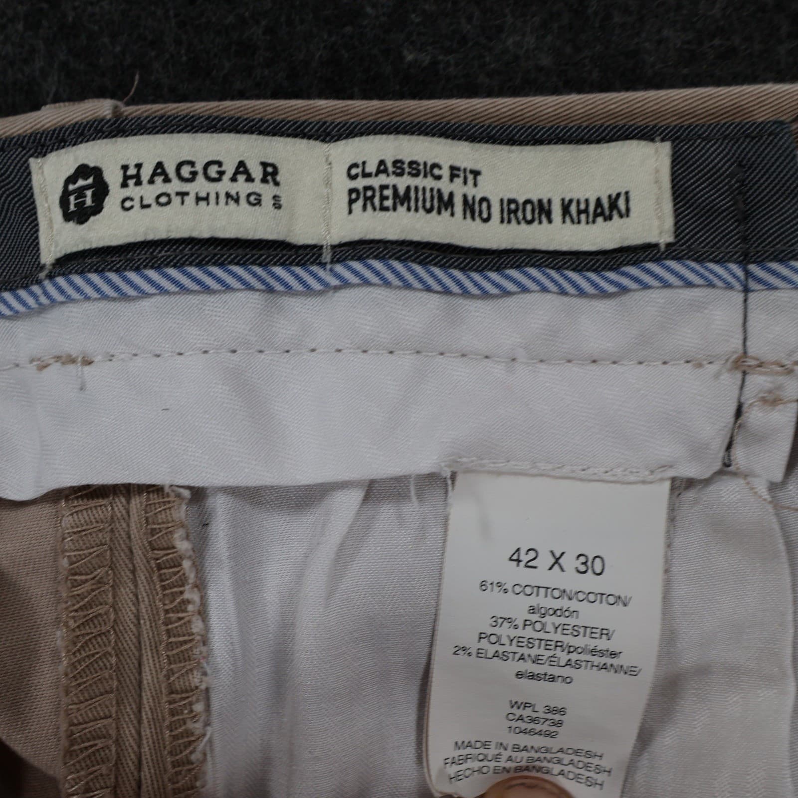 Haggar Premium No Iron Khaki Mens 42x30 Tan Excellent Classic Fit Stretch - Thumbnail 7