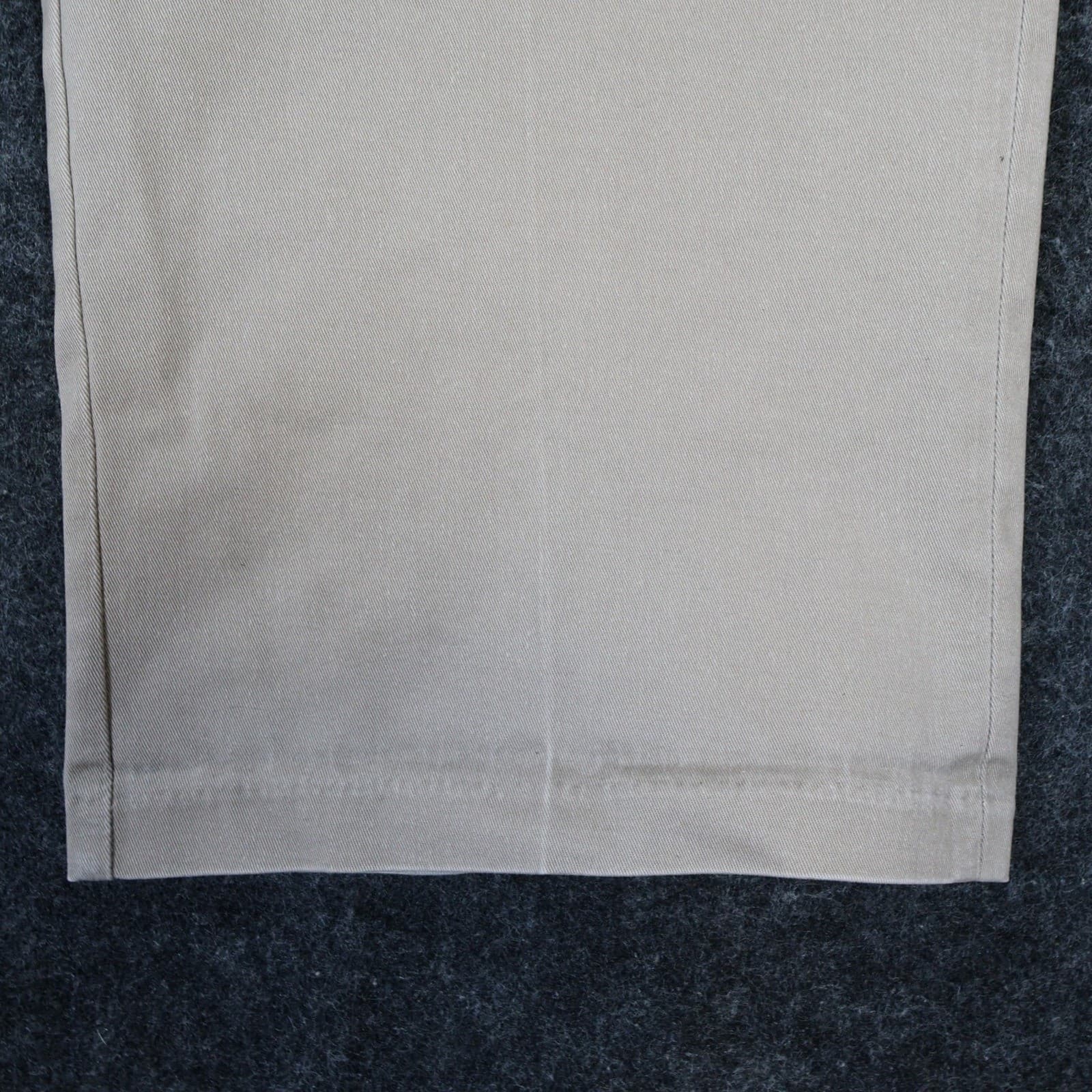 Haggar Premium No Iron Khaki Mens 42x30 Tan Excellent Classic Fit Stretch - Thumbnail 8