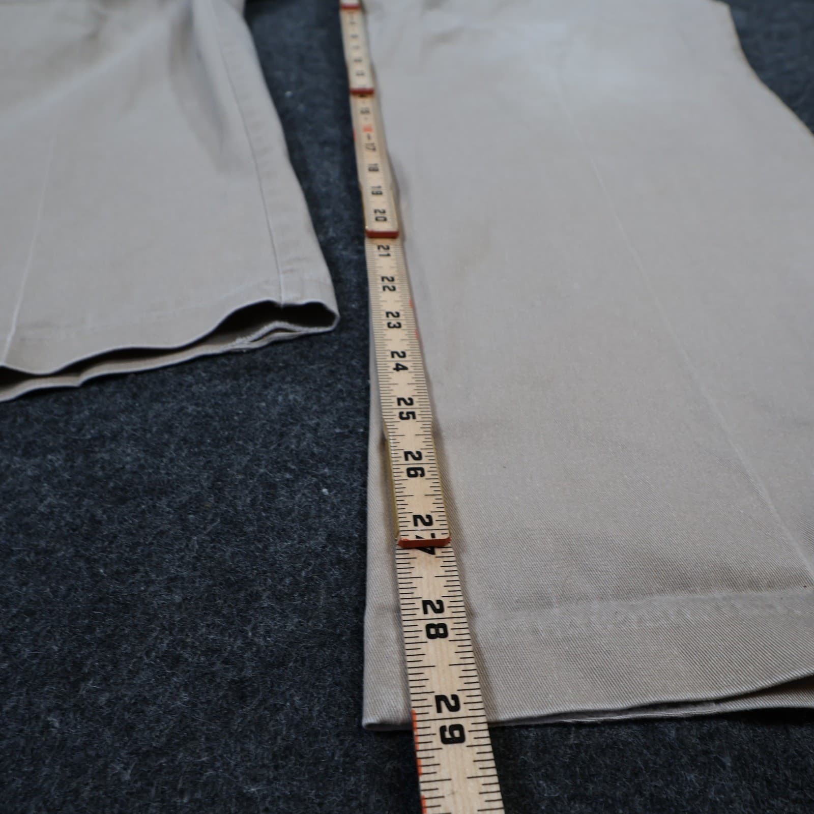 Haggar Premium No Iron Khaki Mens 42x30 Tan Excellent Classic Fit Stretch - Thumbnail 4