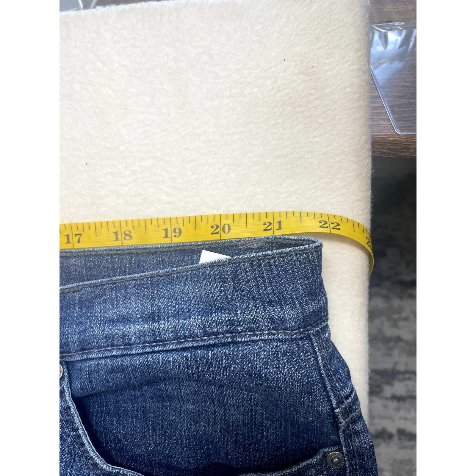 Gloria Vanderbilt Women's Plus-Size Jeans - Size 22W - Thumbnail 6