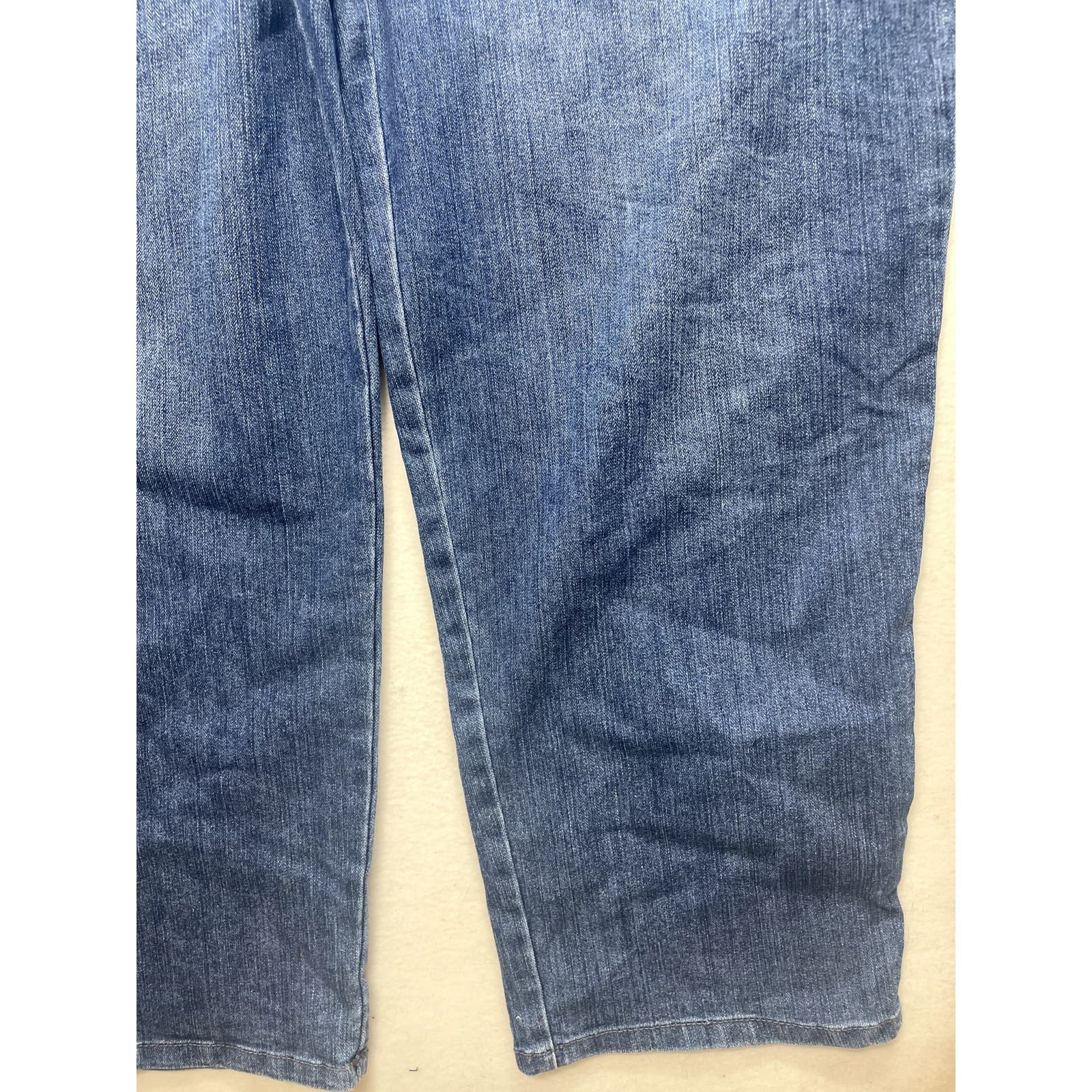 Gloria Vanderbilt Women's Plus-Size Jeans - Size 22W - Thumbnail 3