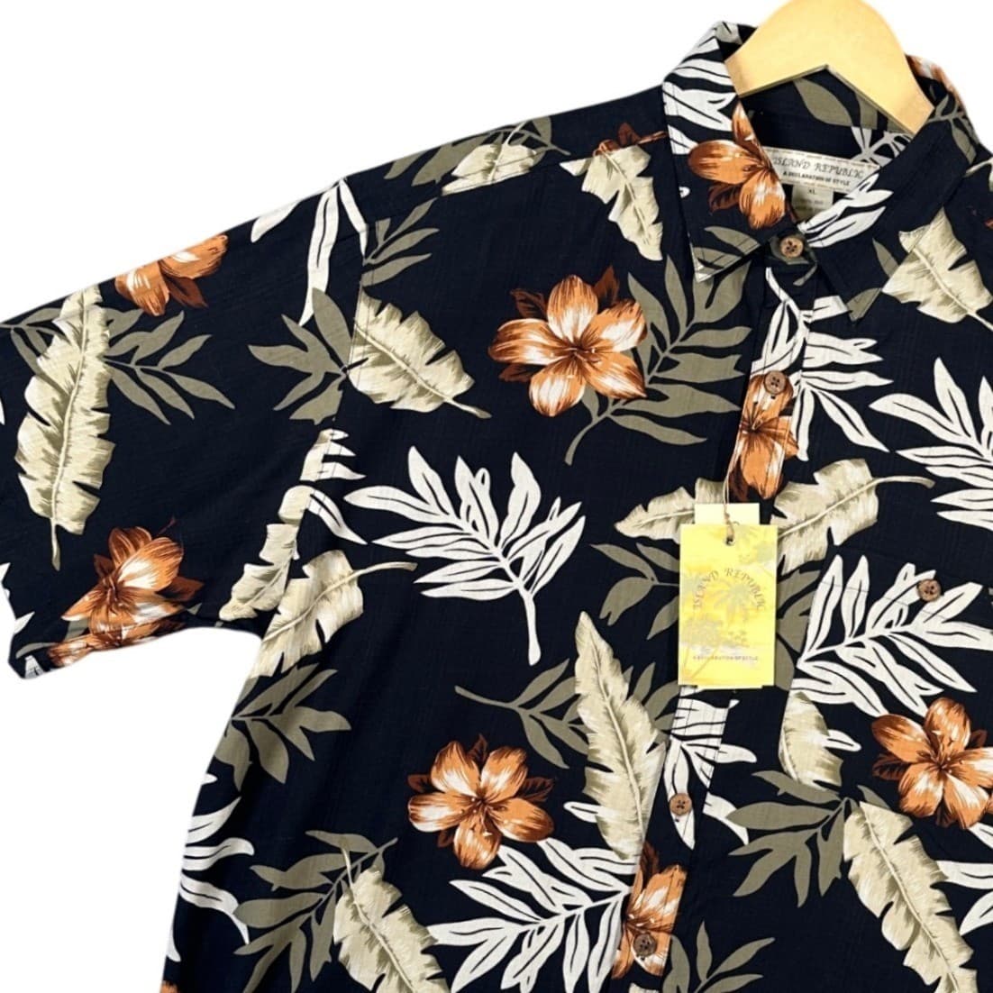 Island Republic Mens XL Hawaiian Shirt Black Floral Leaf Print Short Sleeve Silk - Thumbnail 3