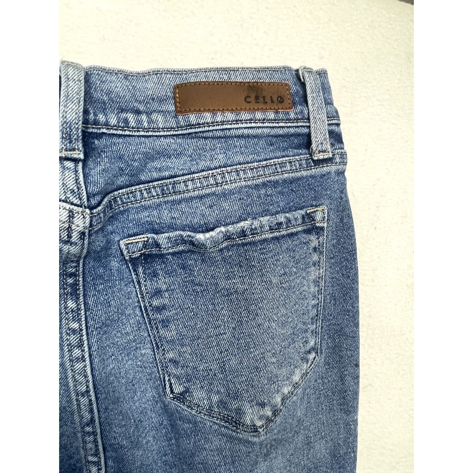 Cello Women's Ripped Boyfriend Jeans - Size 3 - Thumbnail 11