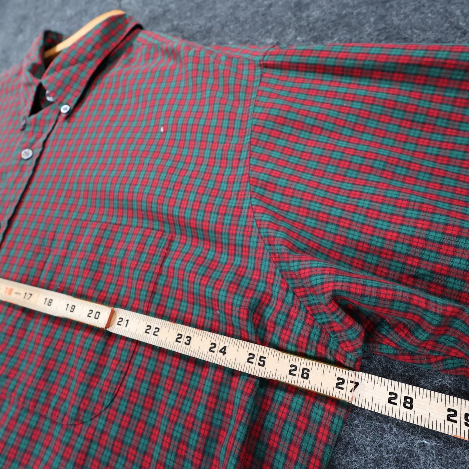 Bill Blass Button Down Shirt Mens XXL Red Excellent Wrinkle Free Plaid - Thumbnail 3