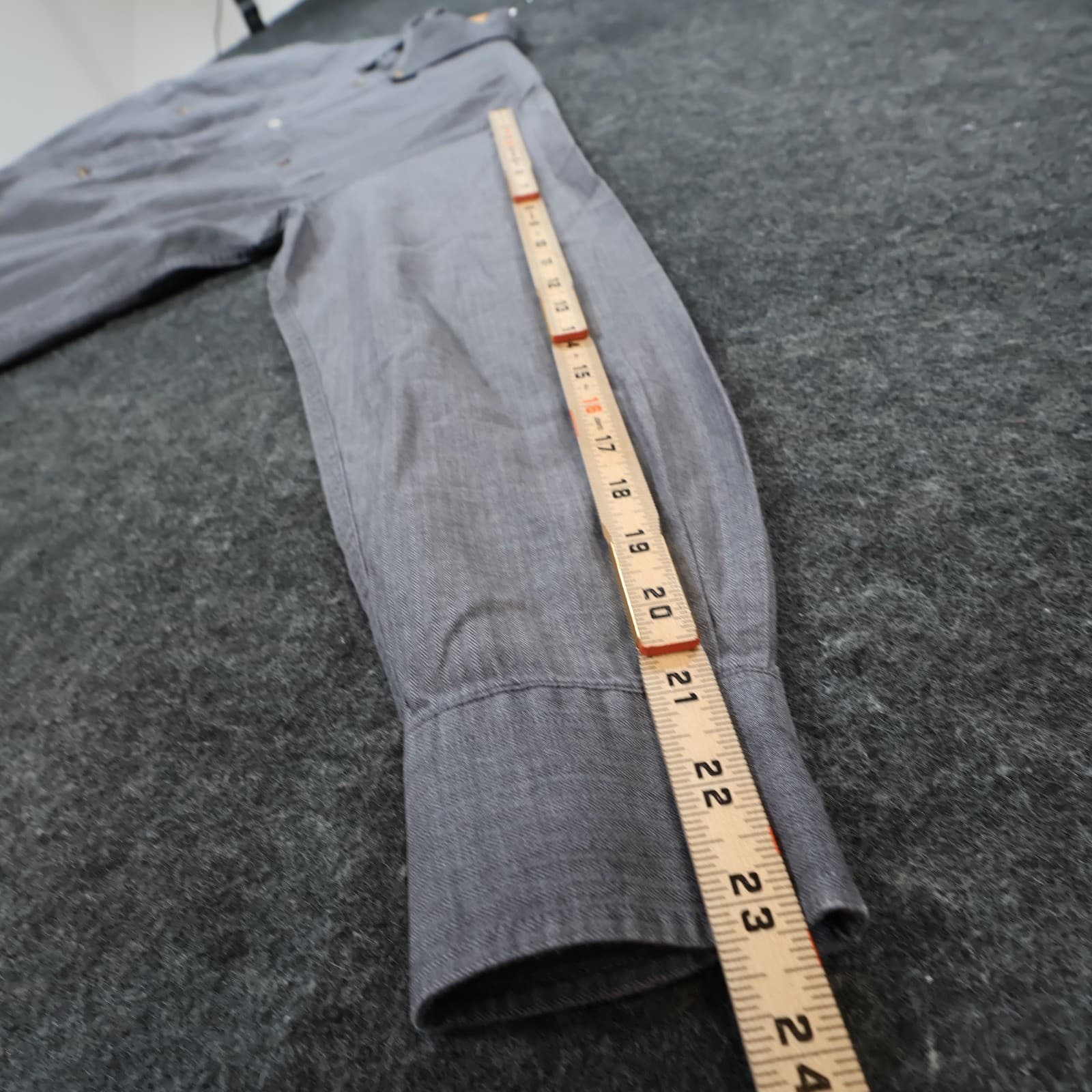 Roundtree & Yorke Button Down Mens Large Gray Excellent Herringbone - Thumbnail 4