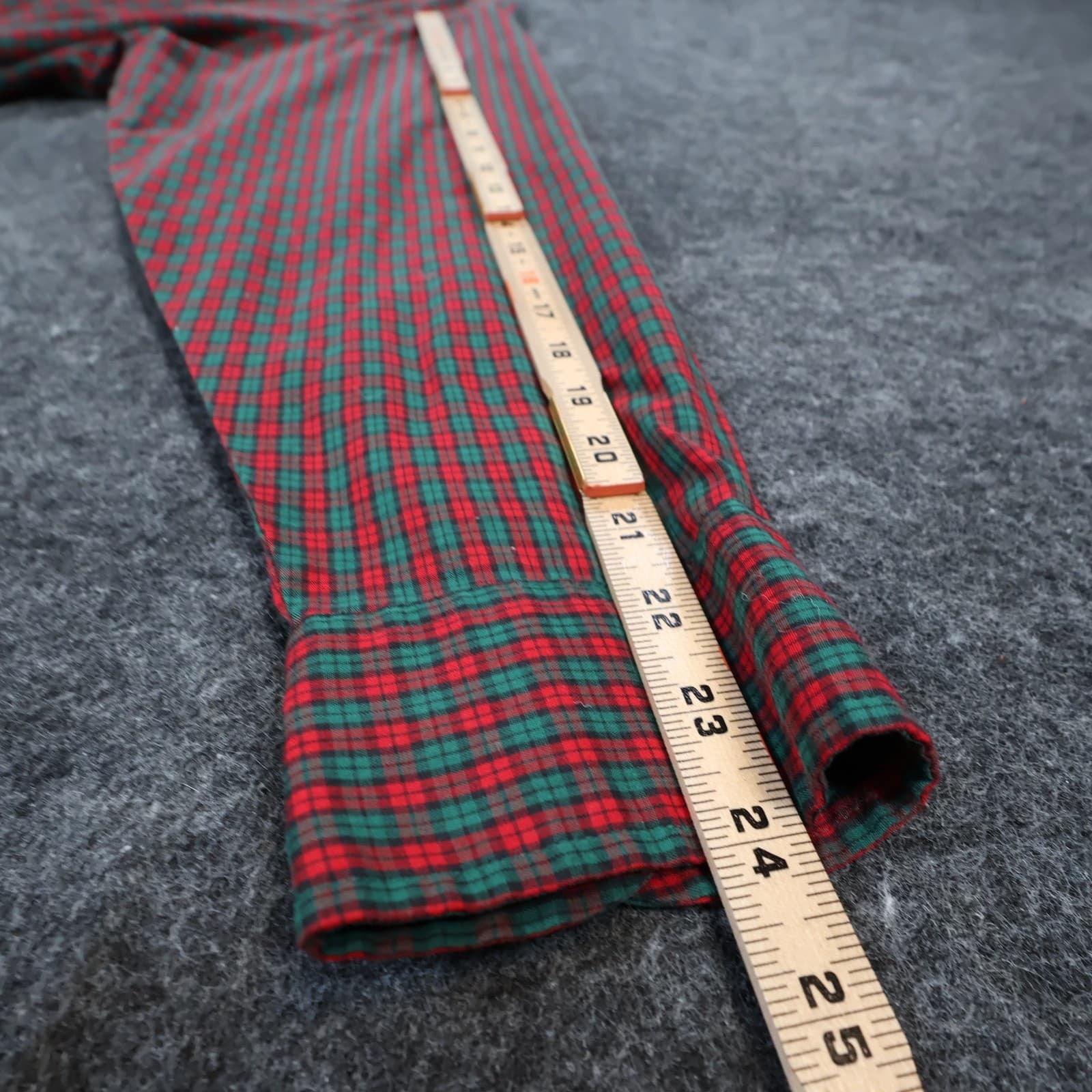 Bill Blass Button Down Shirt Mens XXL Red Excellent Wrinkle Free Plaid - Thumbnail 4