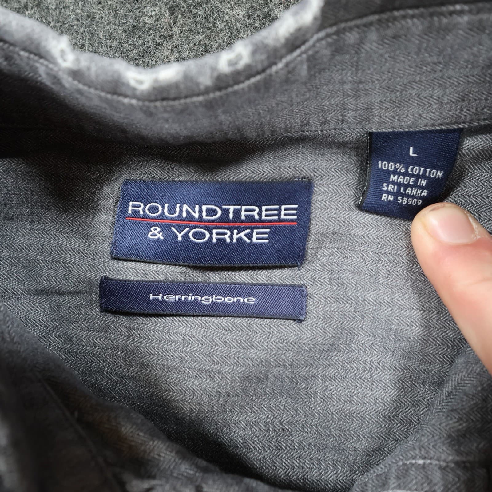 Roundtree & Yorke Button Down Mens Large Gray Excellent Herringbone - Thumbnail 7