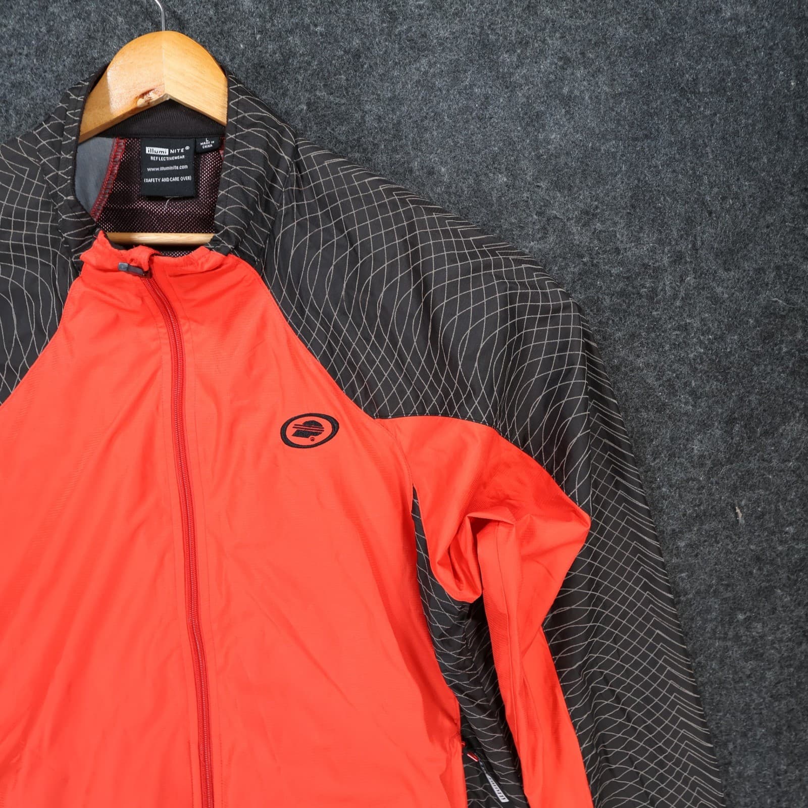 IllumiNite Cycling Jacket Mens Large Red Excellent Reflective - Thumbnail 10