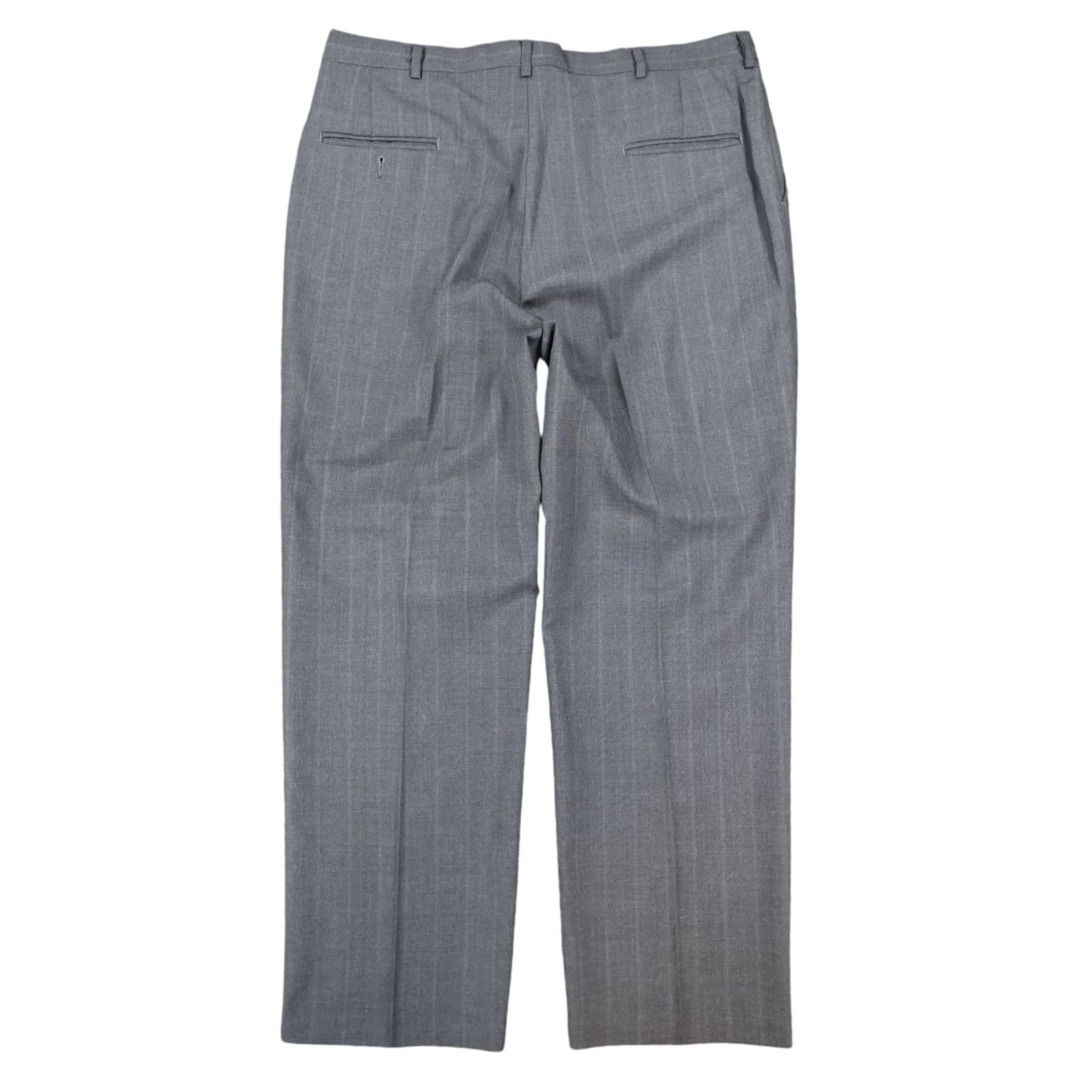 Haggar Dress Pants Mens 38x30 Gray Wool Blend Pleated Gentleman's Fit Pinstripe - Thumbnail 2