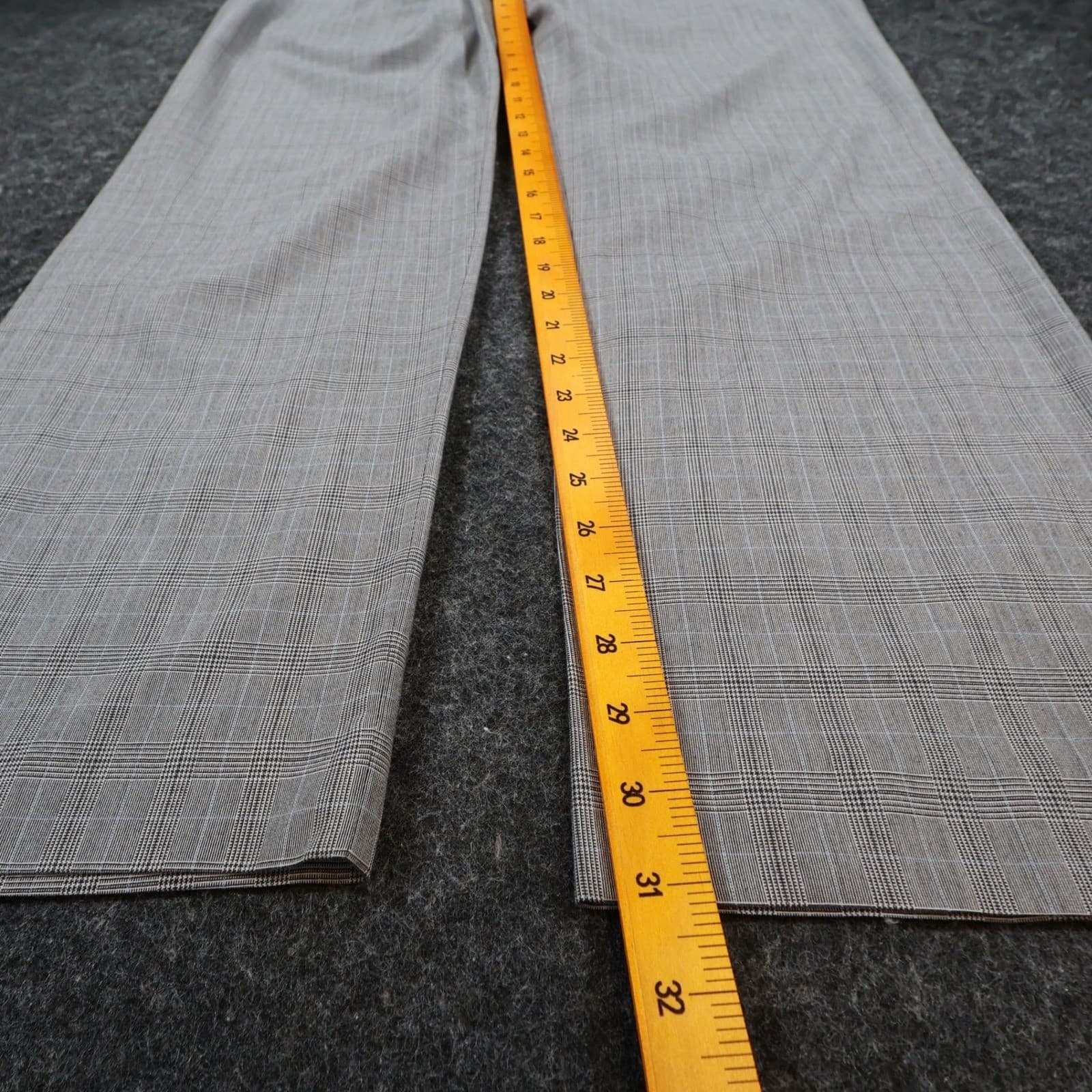 Perry Ellis Dress Pants Mens 40x32 Gray Polyester Viscose Plaid Portfolio Slacks - Thumbnail 4