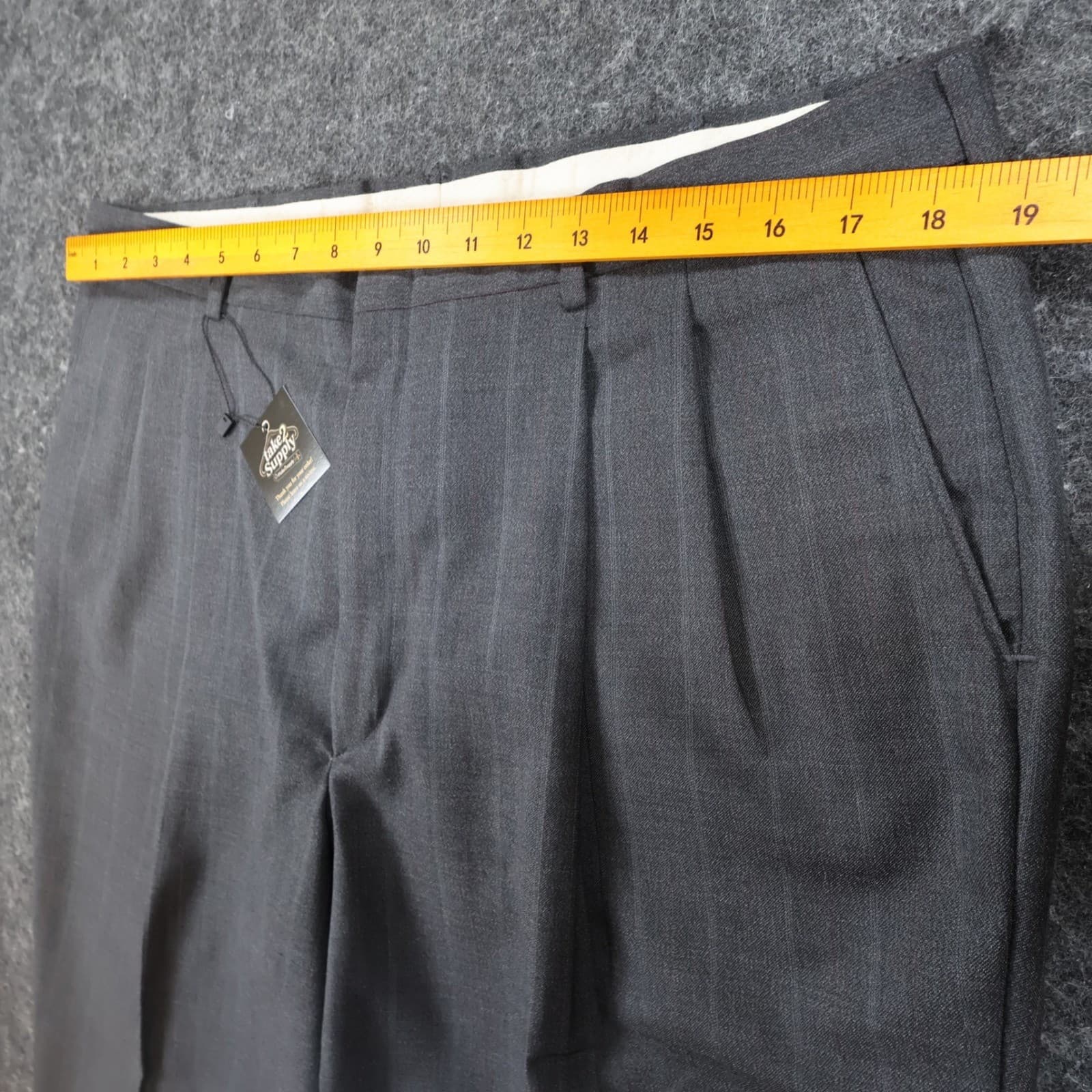 Haggar Dress Pants Mens 38x30 Gray Wool Blend Pleated Gentleman's Fit Pinstripe - Thumbnail 5
