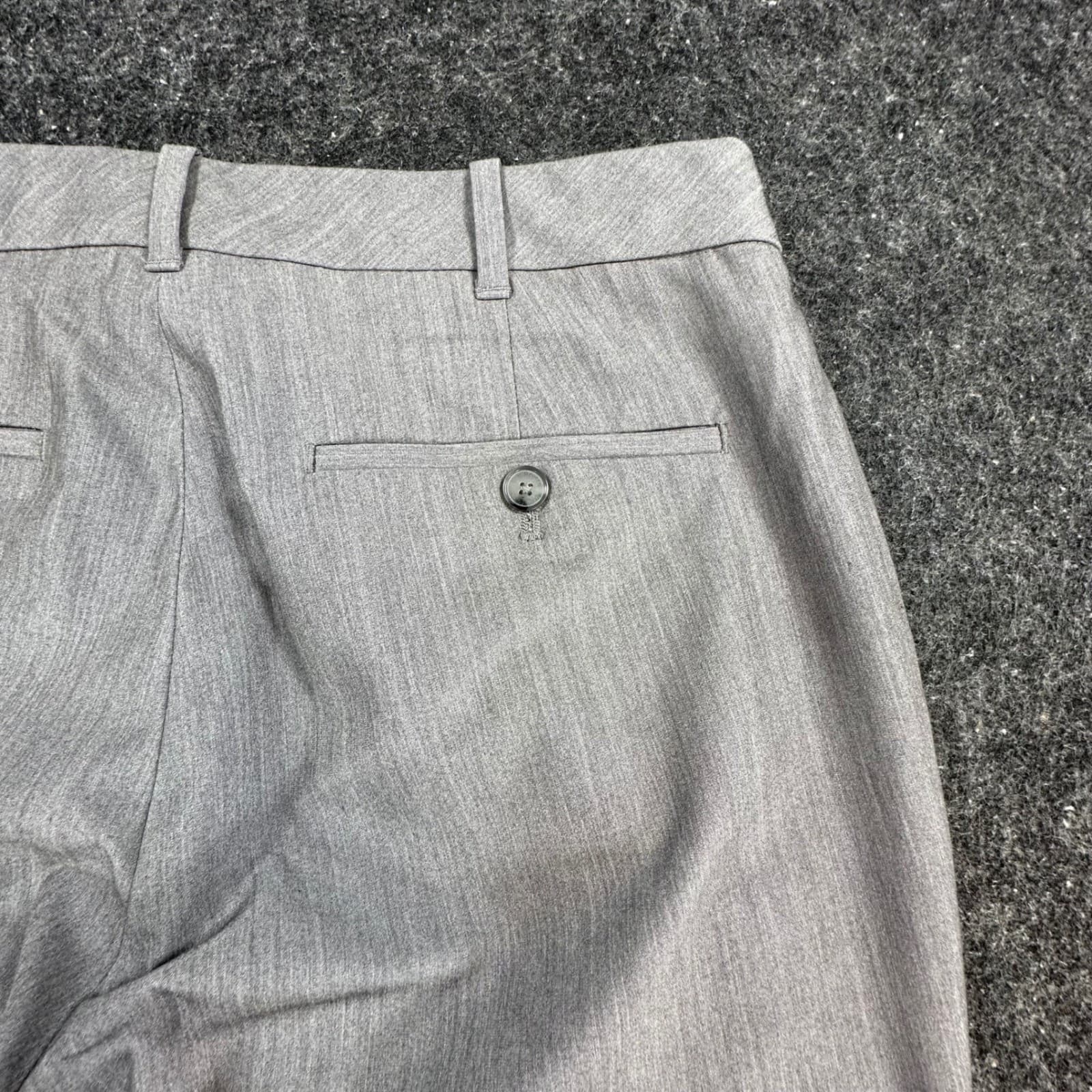 Van Heusen Dress Pants Mens 32x29 Gray Polyester Rayon Stretch Flat Front Slacks - Thumbnail 12