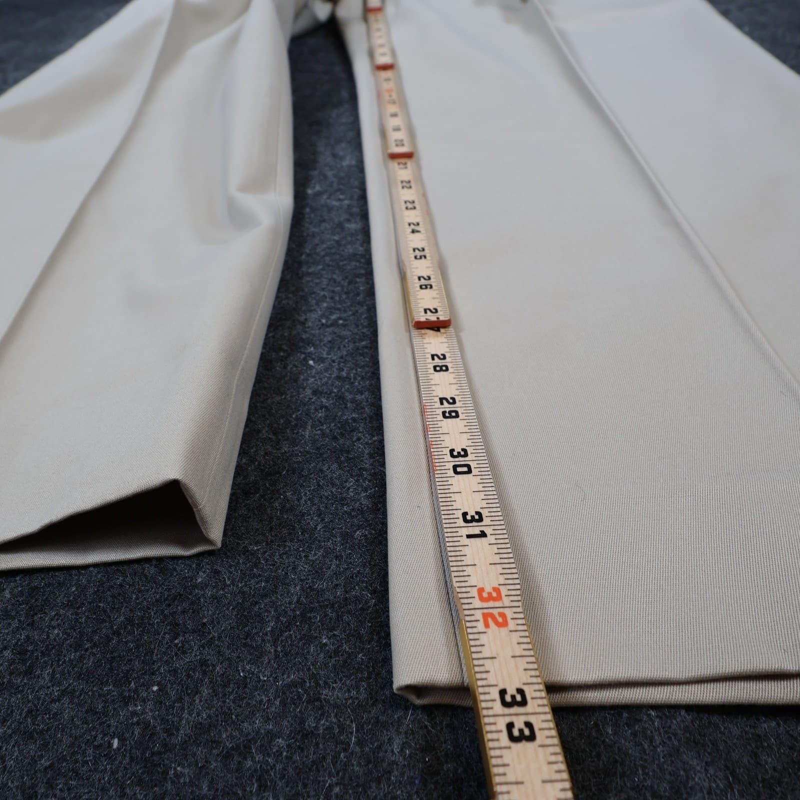 Lands End Chinos Mens 44 Long Beige Excellent Pleated Twill - Thumbnail 4